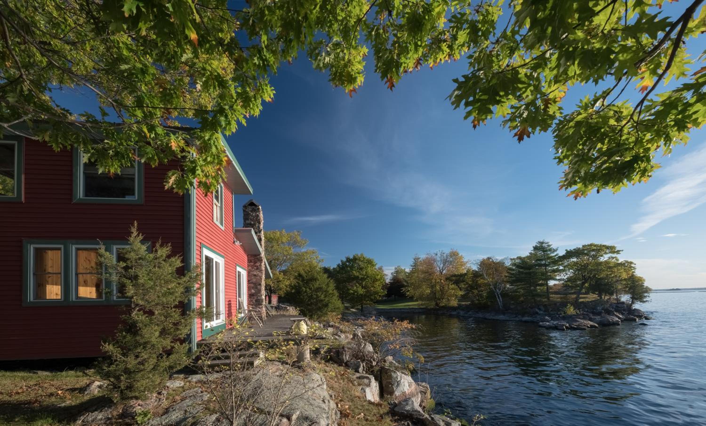 Whiskey River Cottages formerly Seaway Slips - Property Image 58
