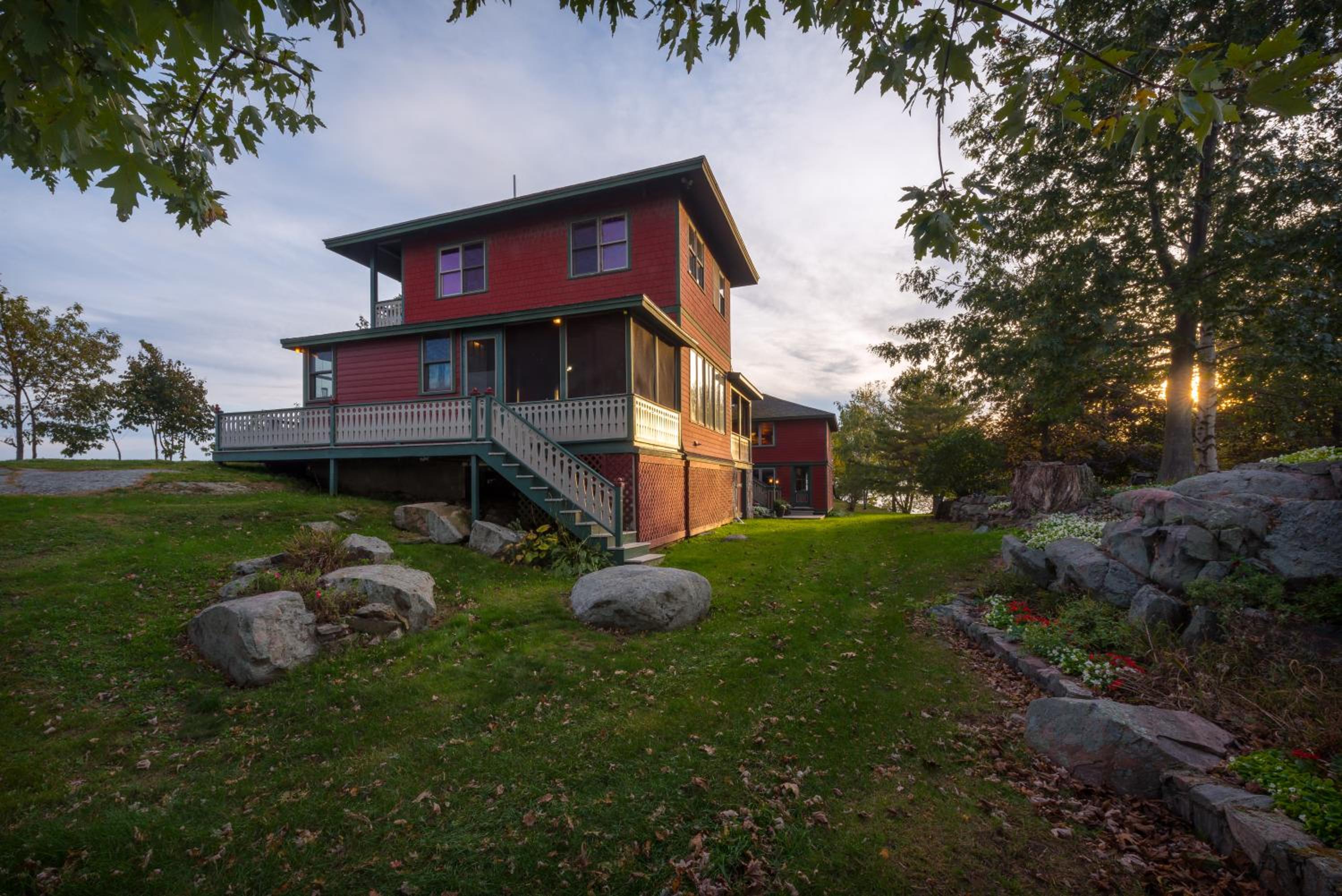 Whiskey River Cottages formerly Seaway Slips - Property Image 68