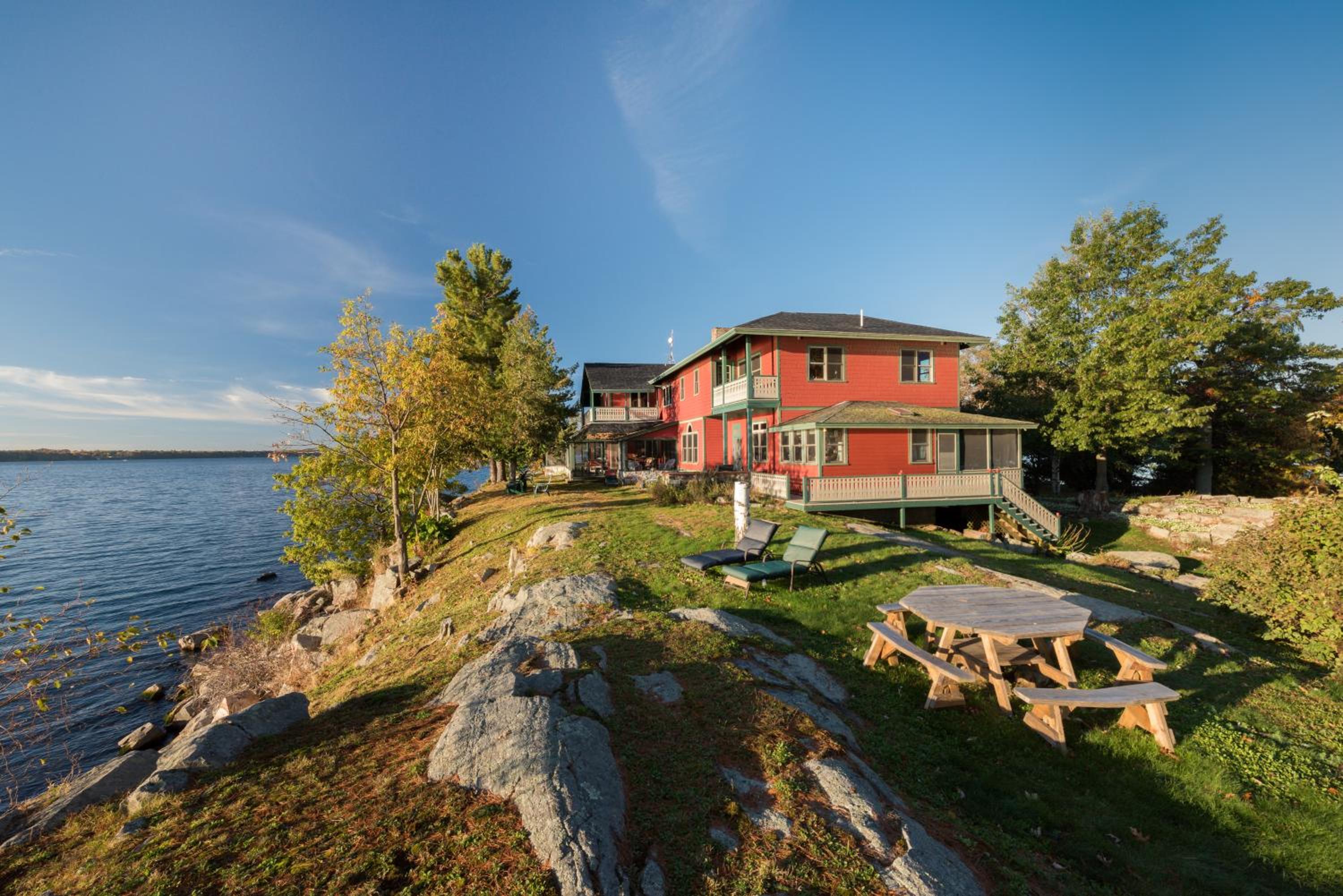 Whiskey River Cottages formerly Seaway Slips - Property Image 147