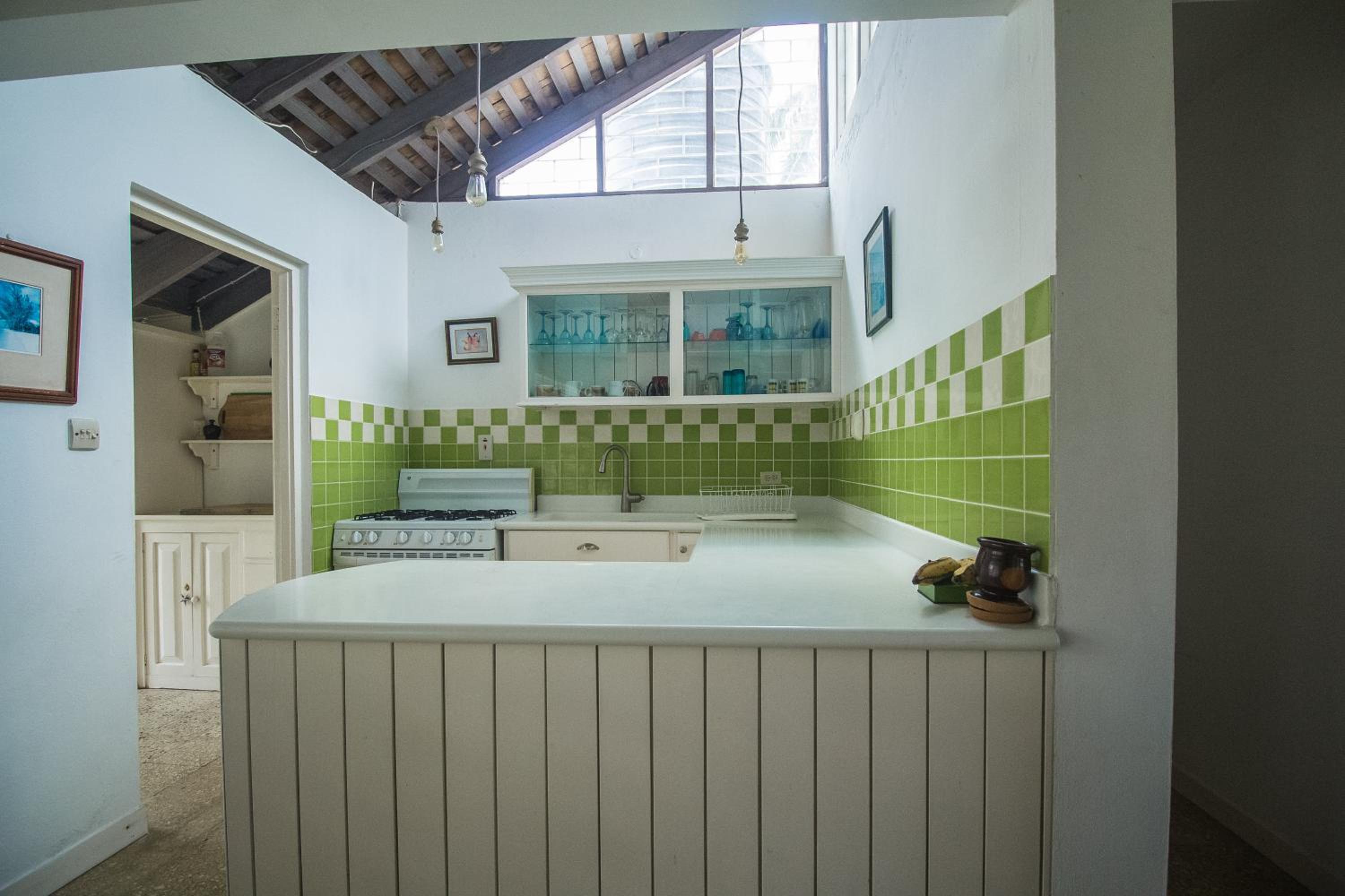 Island Breeze Beach Villa