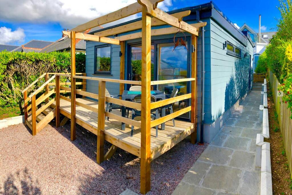 Cosy Seaside Bothy For 4 In Trevone Bay Close To Beach and Padstow view 4