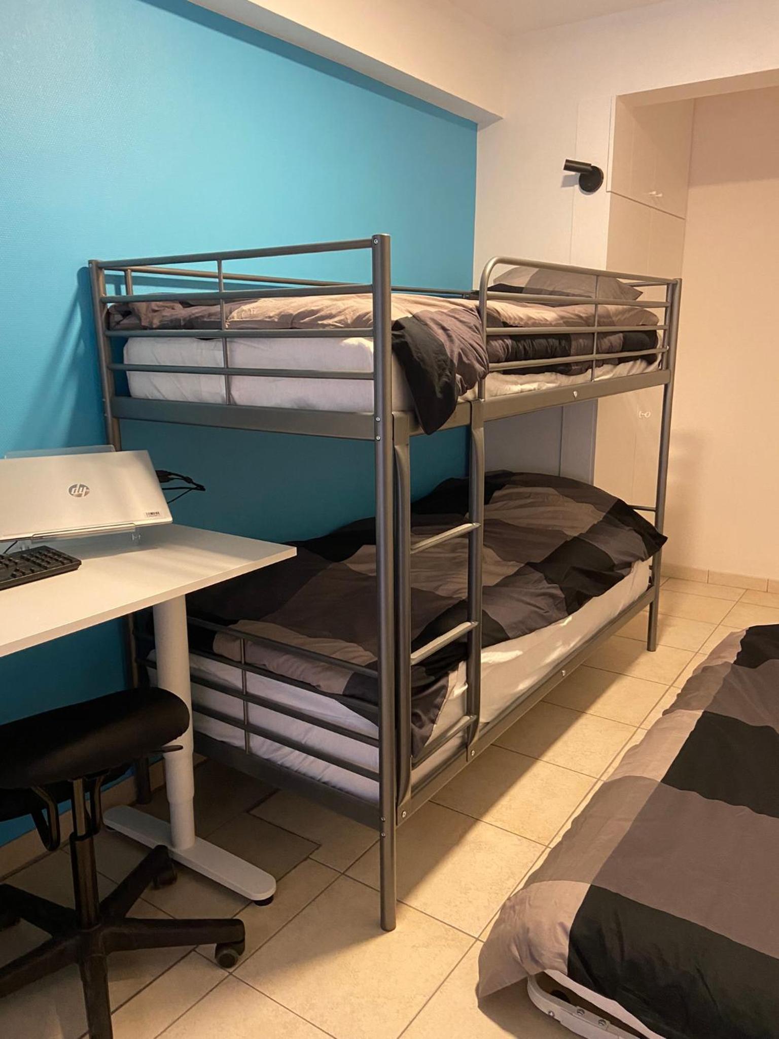 WeLoveOostende - Newly renovated large apartment 150m from the beach - Including bed sheets and final clea-ning