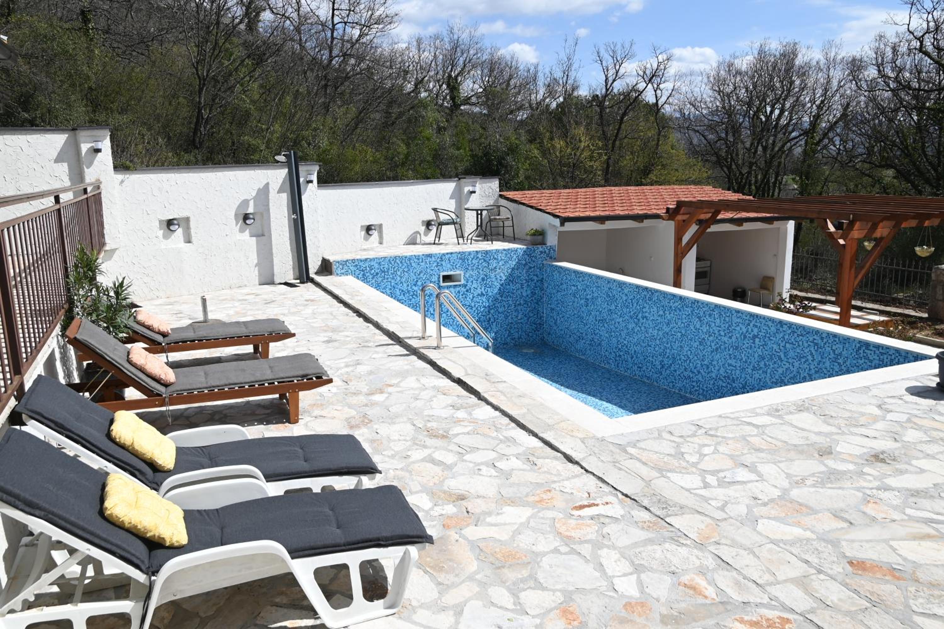 Villa Ella Tvrdos