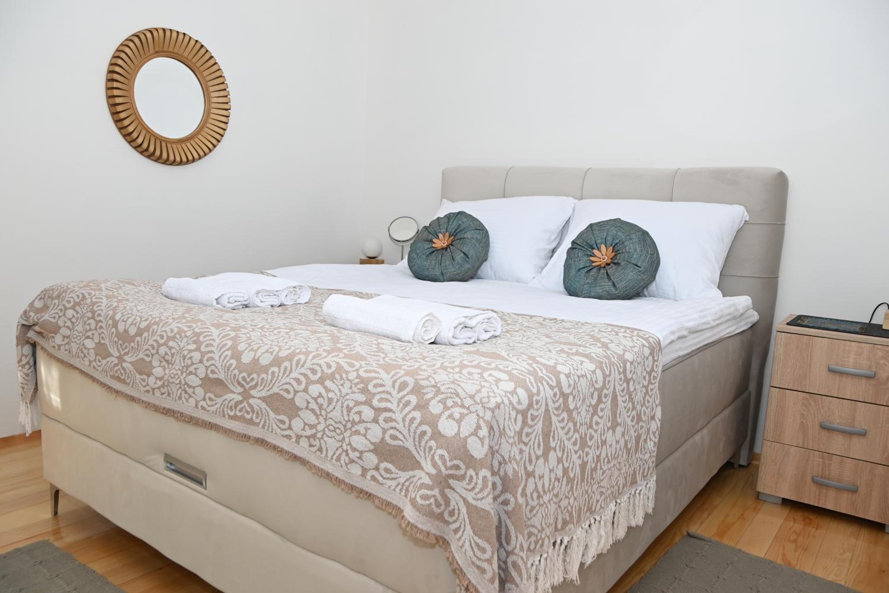 Villa Ella Tvrdos