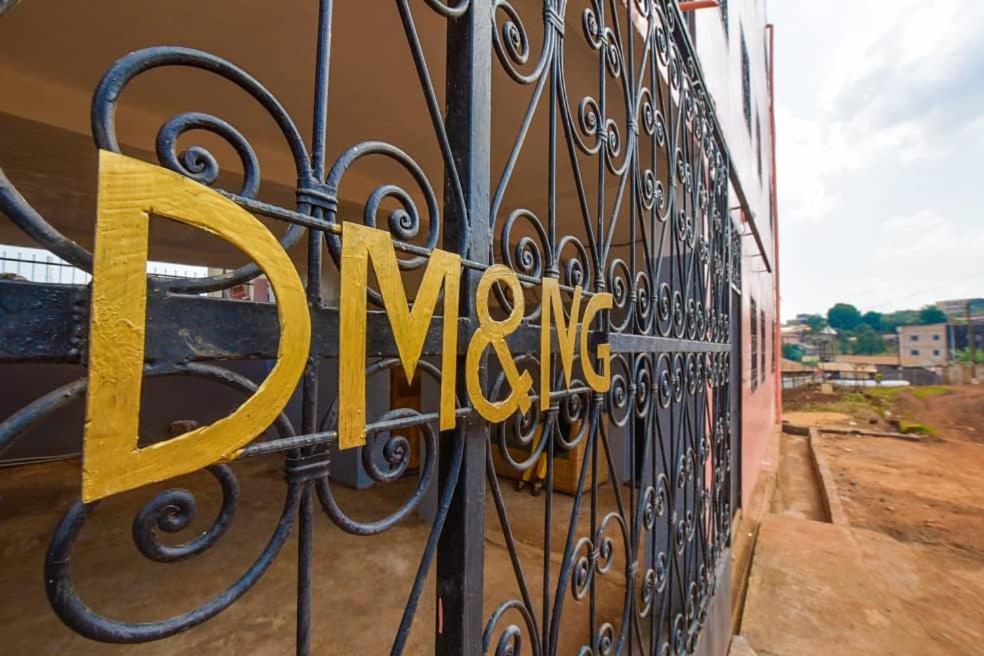 Résidence Chic & Luxueux MD & NG à Bafoussam