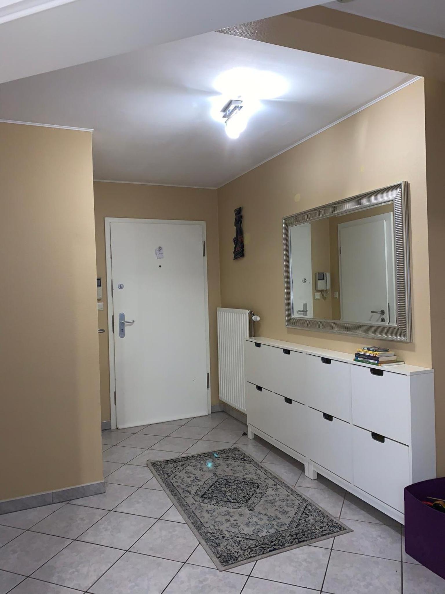 Large Room in Schuttrange Free Parking 10mins to Airport Excellent Customer Services