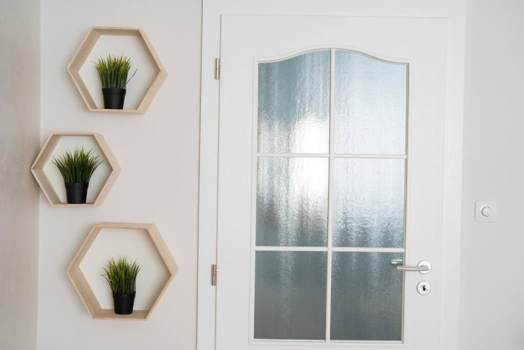 Sofia Center 1-Bedroom Flat Next to Mall of Sofia