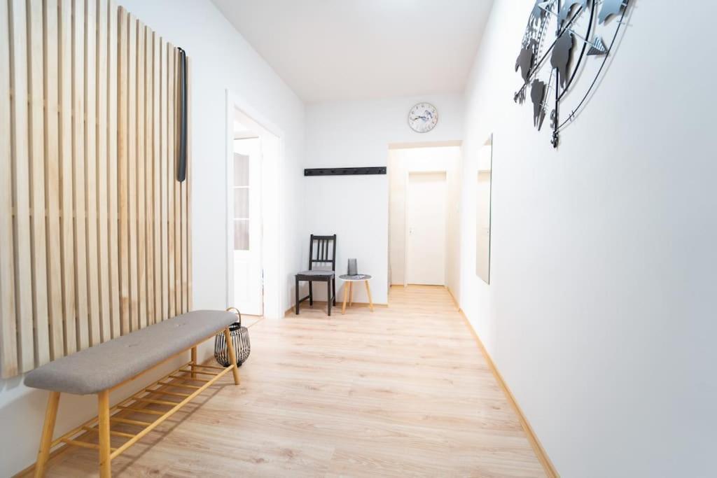 Sofia Center 1-Bedroom Flat Next to Mall of Sofia