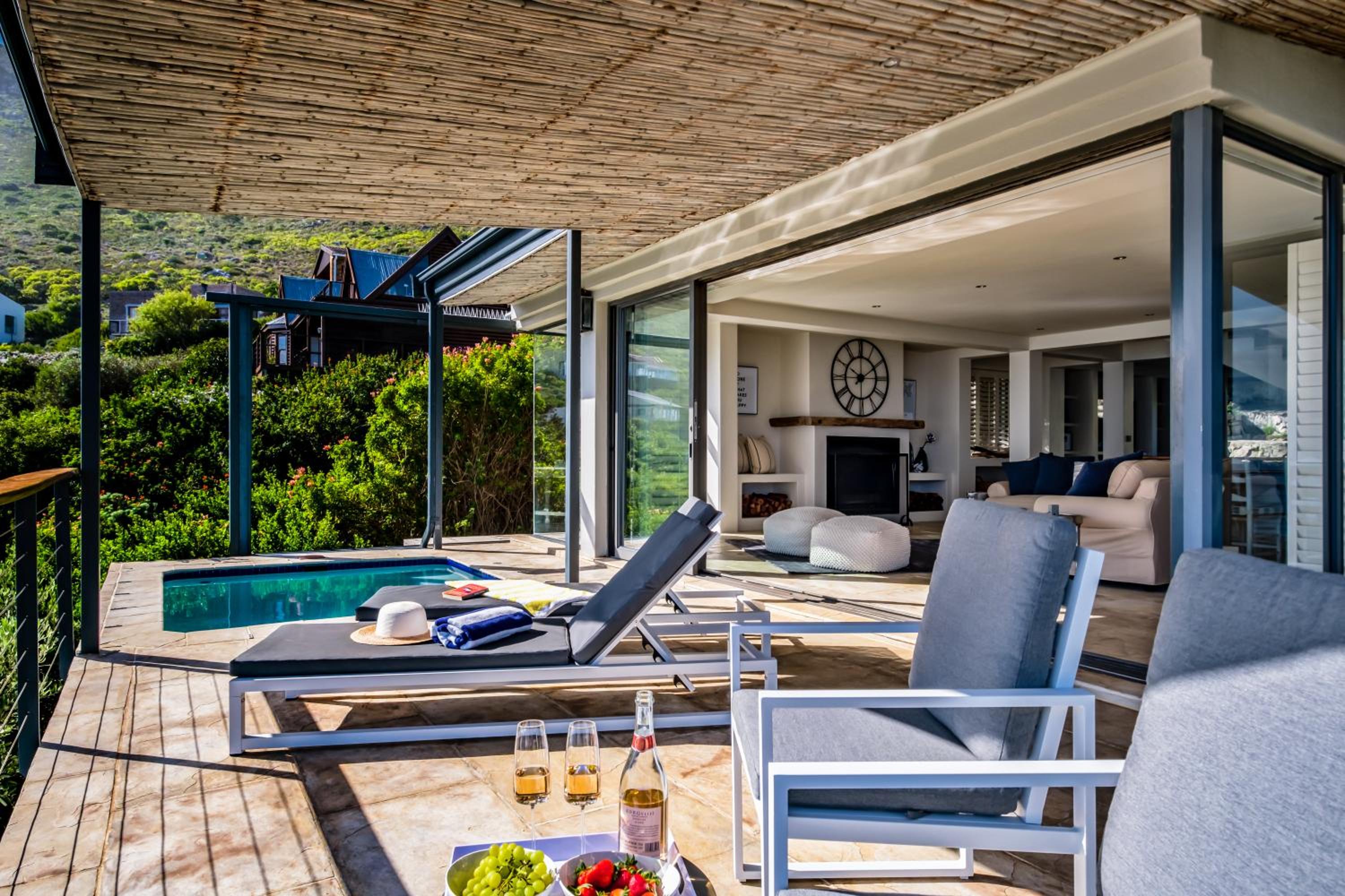 Ocean's Horizon Seaview Villa view 4