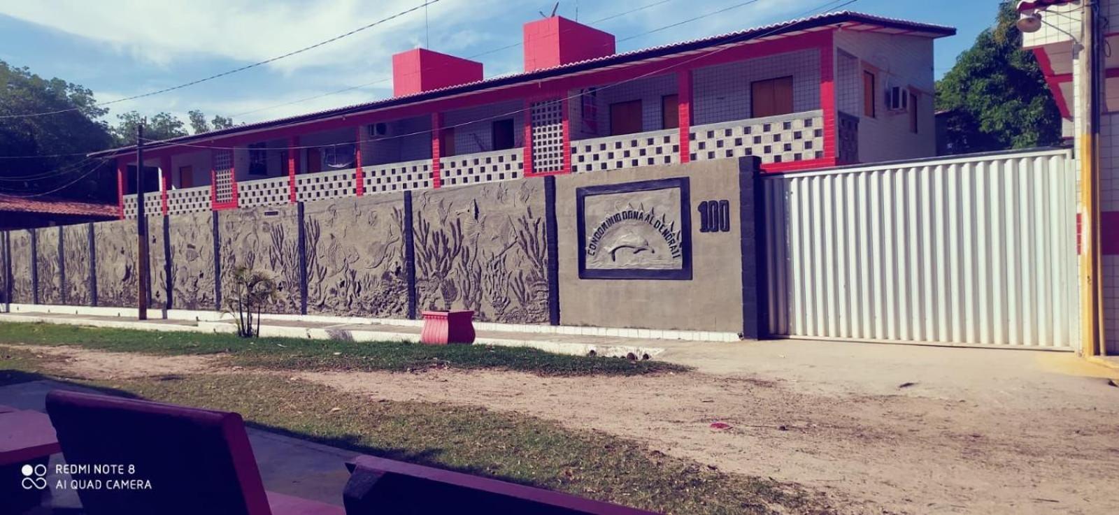 FLATS na Praia do Rio Âmbar, 40 m da praia, com 60 m2, cozinha completa, 2 quartos com ar condicionado, acomoda 8 pessoas, piscinas, área de lazer, WIFI, c