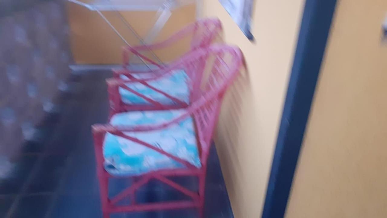 FLATS no Forte a 200m da praia, com 60 m2, 2 quartos com ar condicionado, cozinha completa, área de lazer, WIFI, piscinas, estacionamento, acomodam 8 pesso