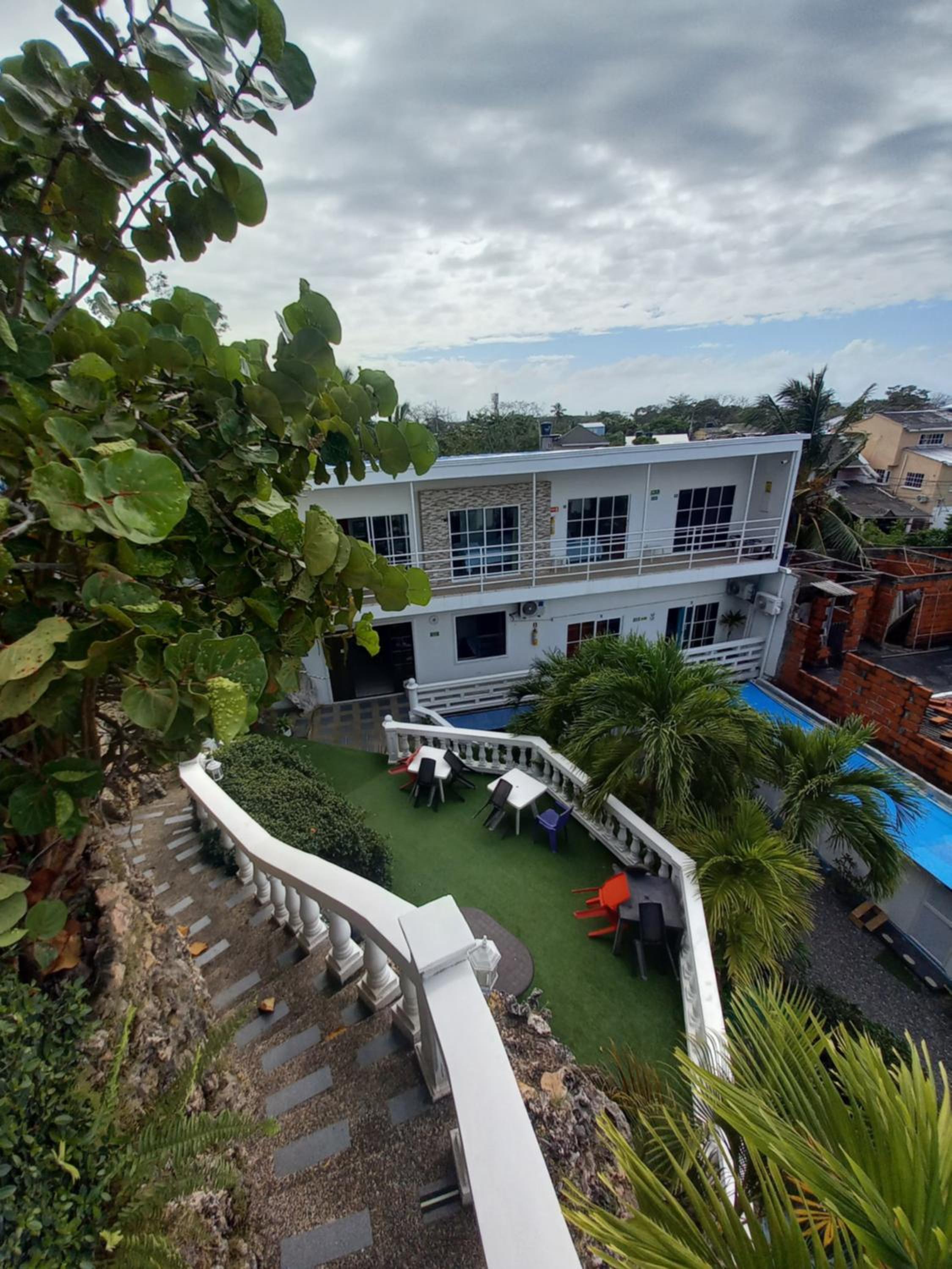 The Rock House Eco