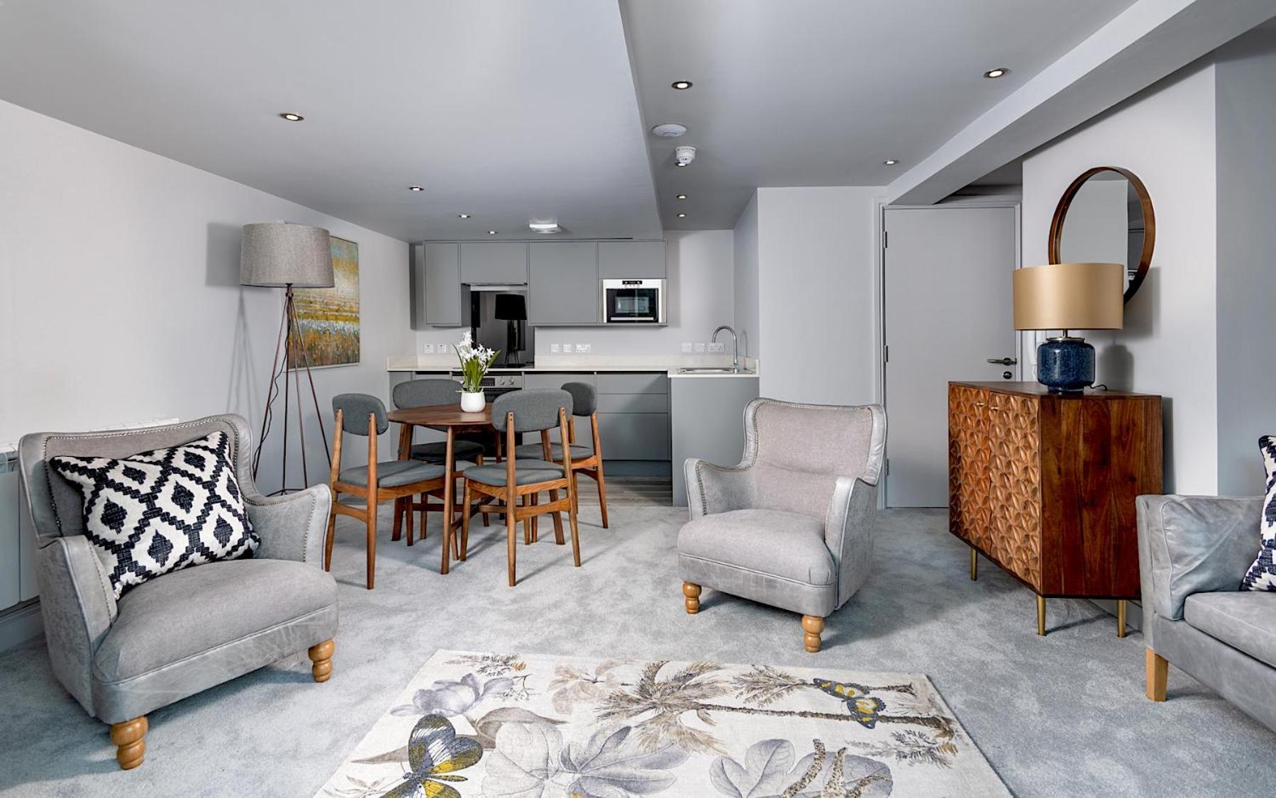 Keswick Lake Road Apartments