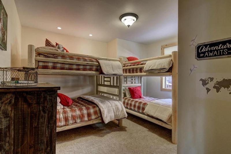 Lake Tahoe Vacations - Lukins Lodge By The Lake Hot Tub - Property Image 7