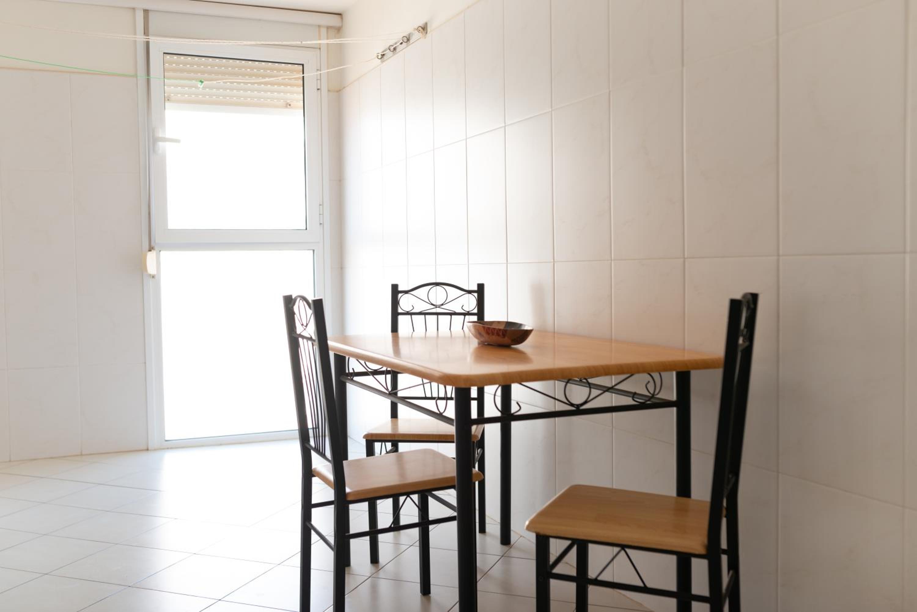 2 bdr cozy beachside apartment, Copacabana - LCGR