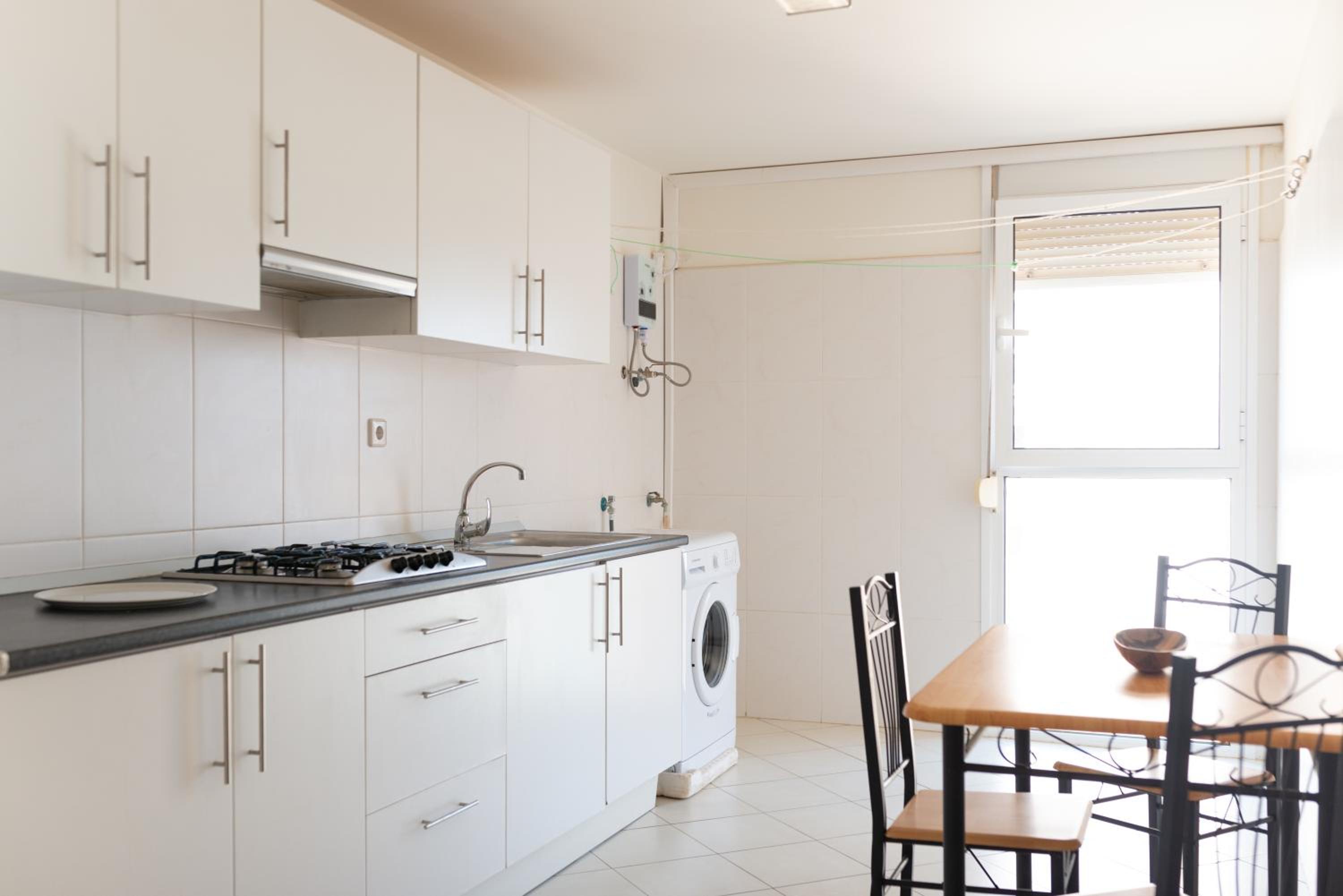 2 bdr cozy beachside apartment, Copacabana - LCGR