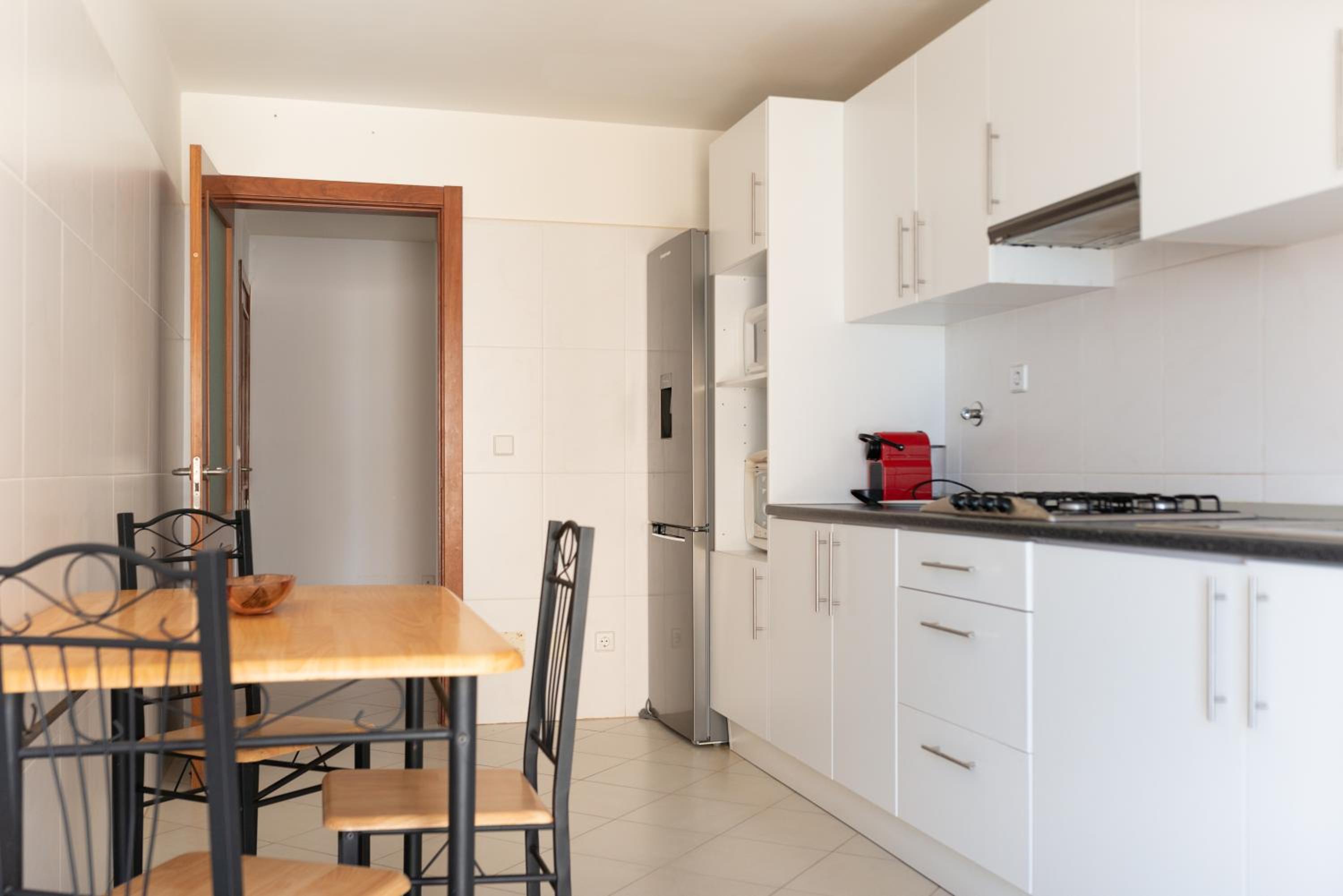 2 bdr cozy beachside apartment, Copacabana - LCGR