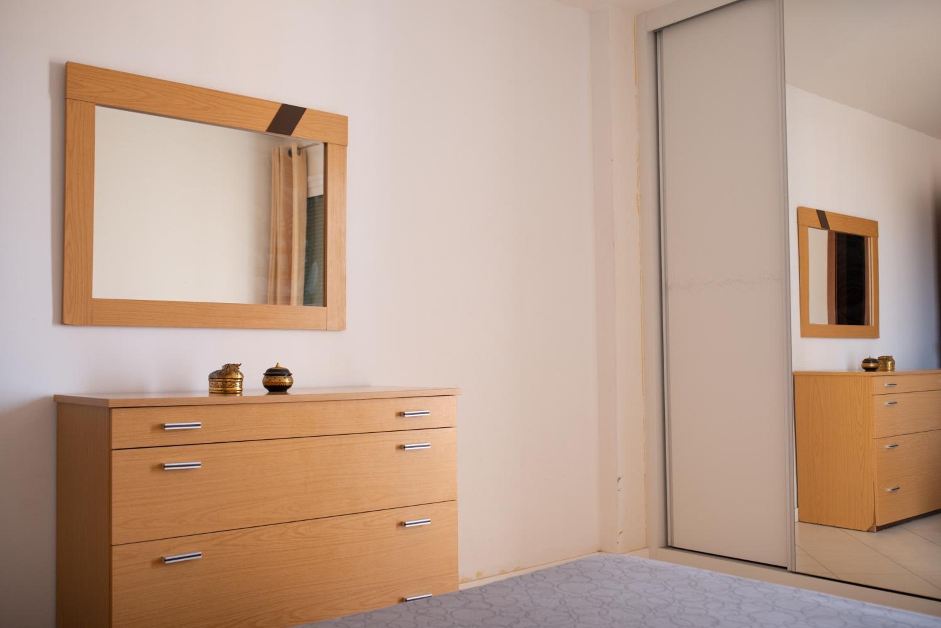 2 bdr cozy beachside apartment, Copacabana - LCGR