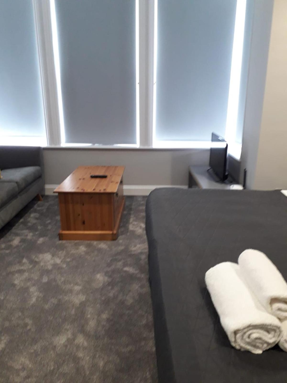 Boutique Maidstone Gem - Sleeps 2 view 4