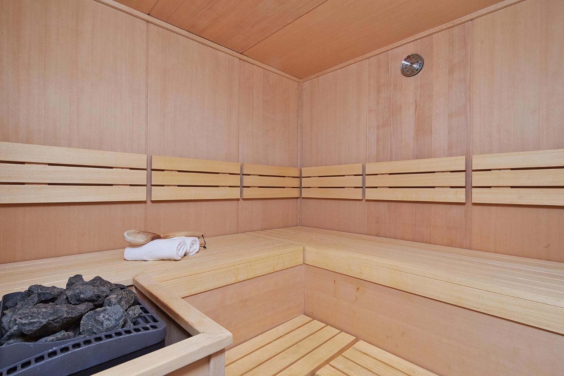 Alpen Diamond Penthouse & Apartment
