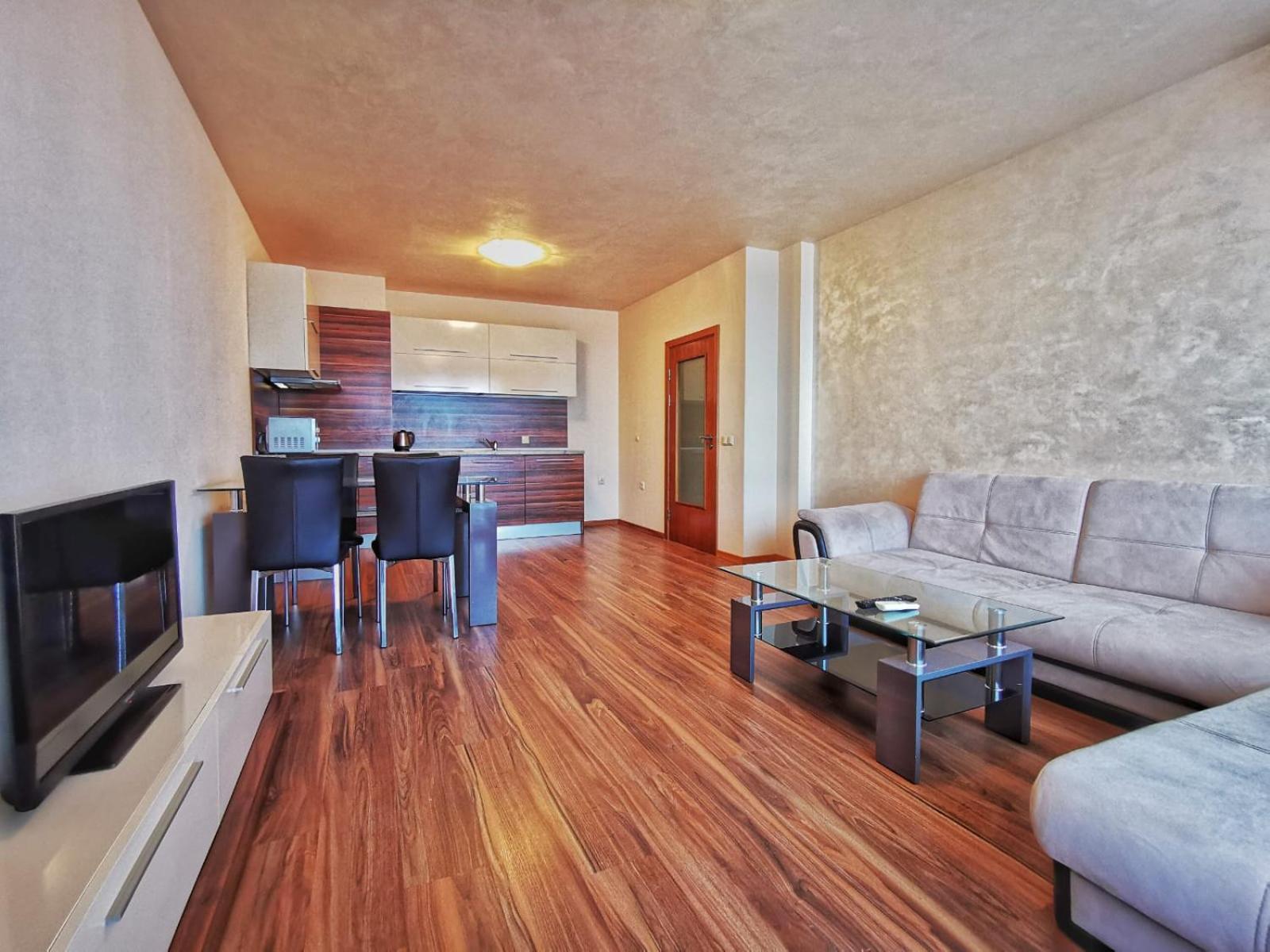 Seaview one bedroom flat