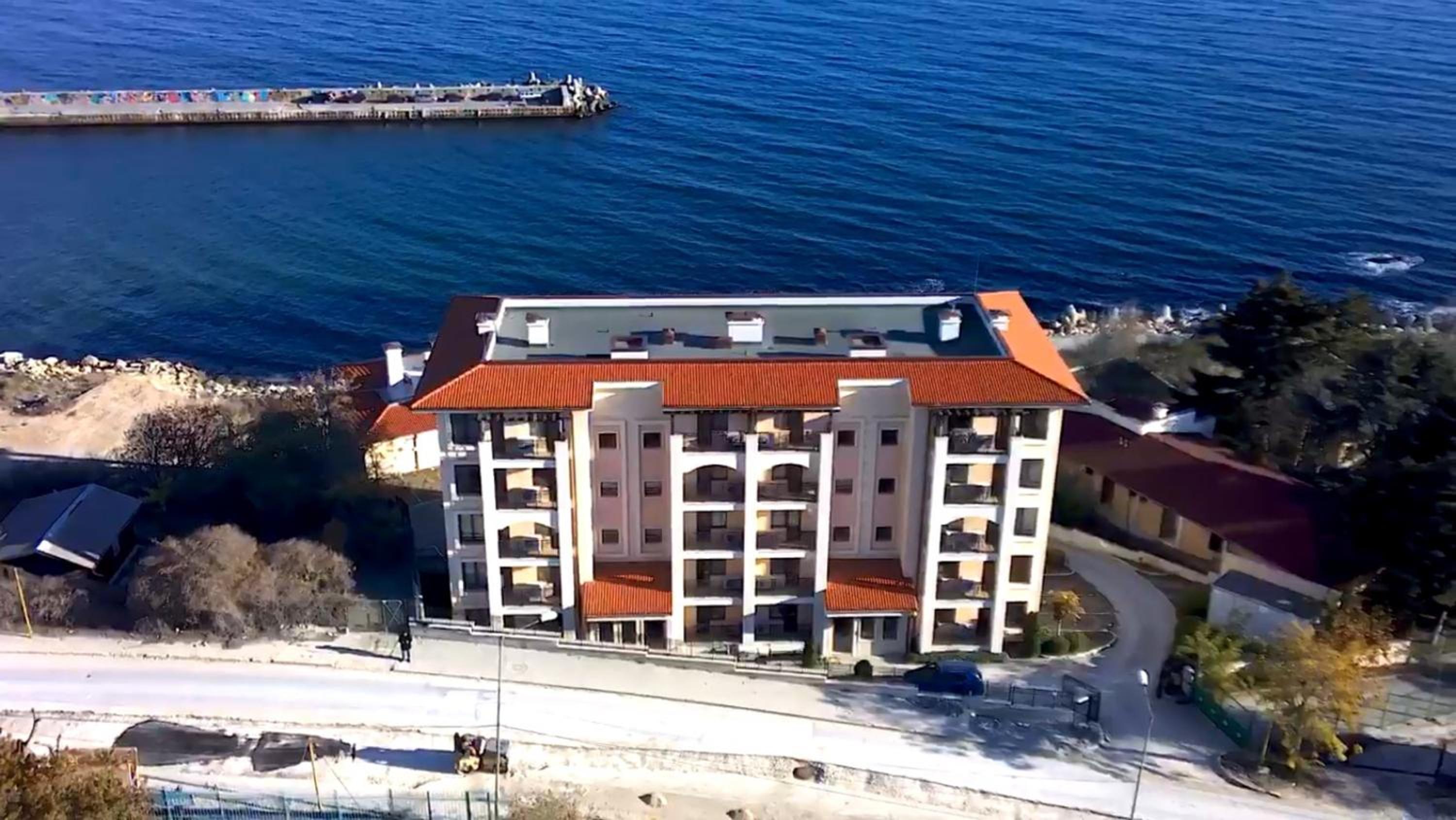Seaview one bedroom flat