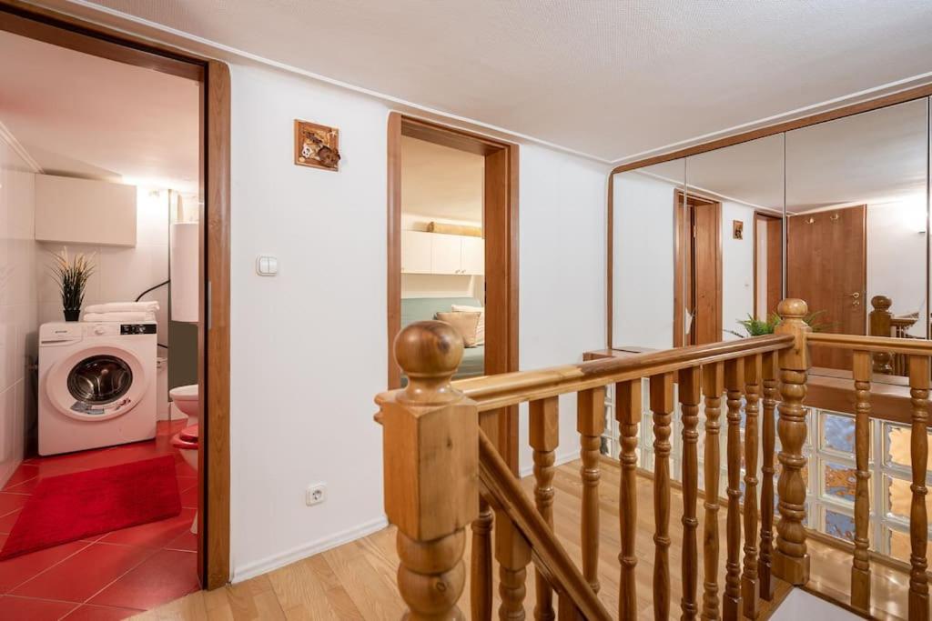 Cozy 3 bedrooms in 7st districht view 5