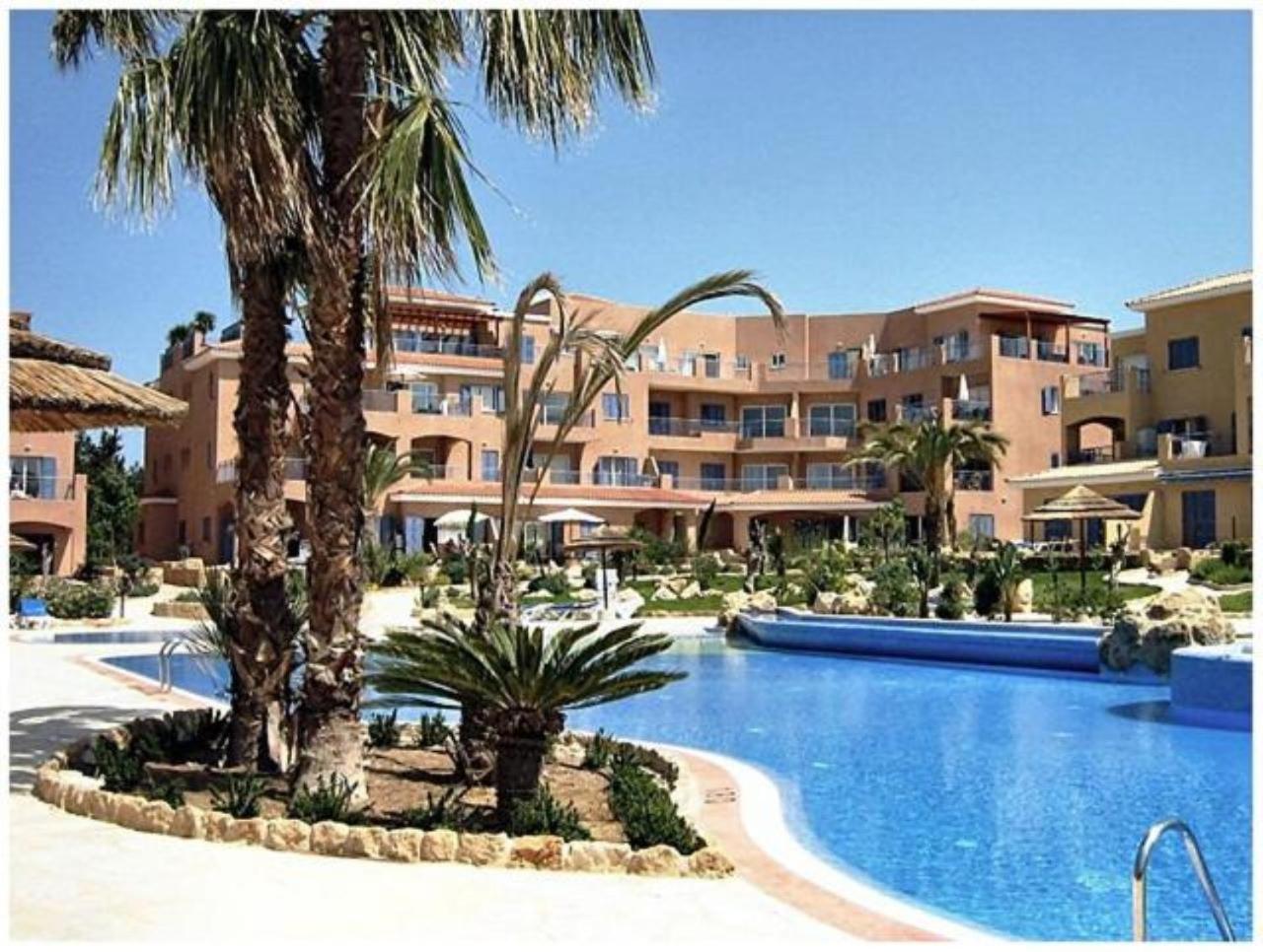 H&O Limnaria Elegance Pool View Apartment