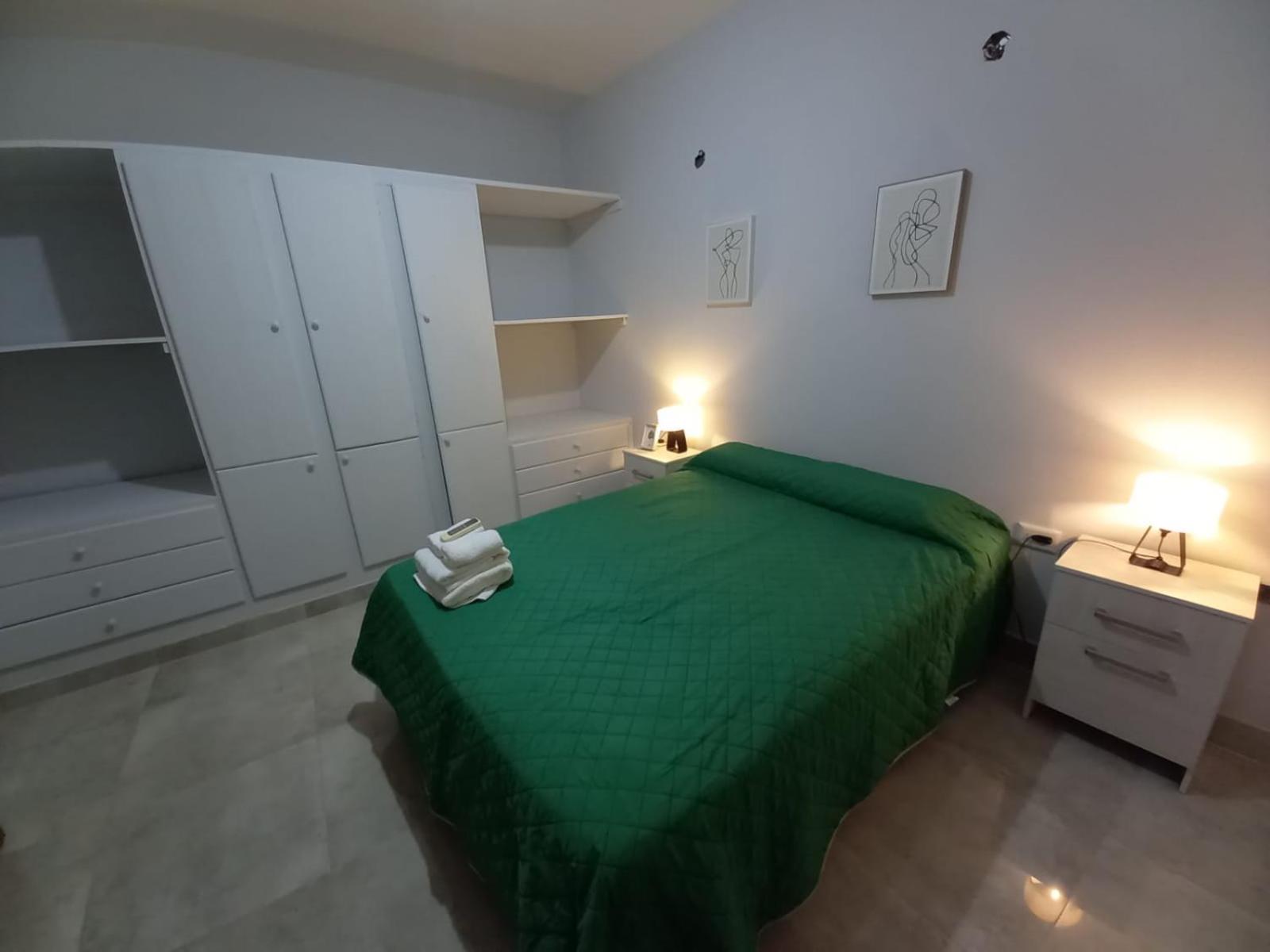 TU REFUGIO 2 - Departamentos en PLENO CENTRO. 2 A 7 PAX