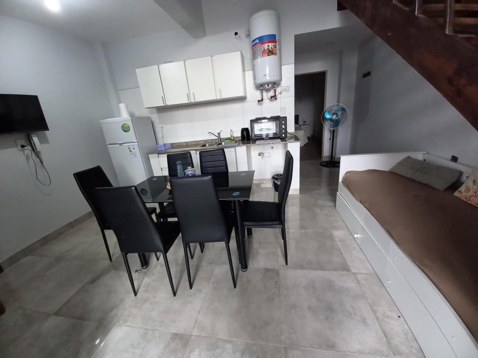 TU REFUGIO 2 - Departamentos en PLENO CENTRO. 2 A 7 PAX
