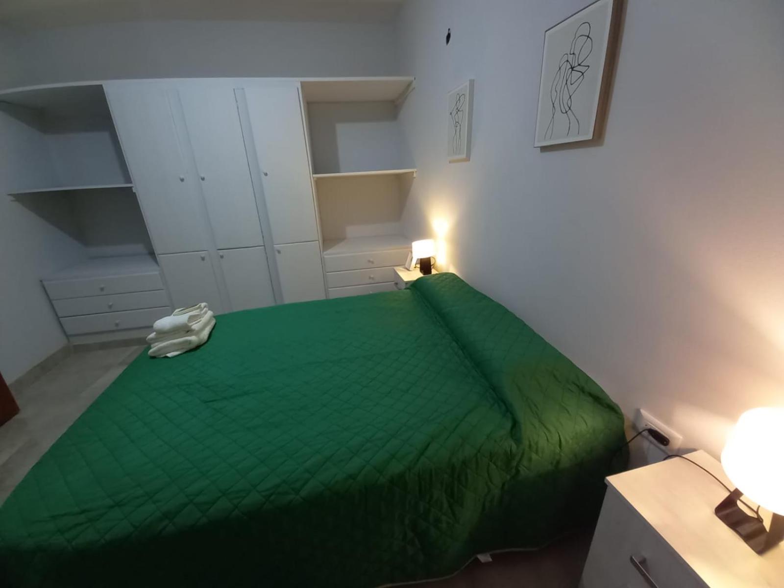 TU REFUGIO 2 - Departamentos en PLENO CENTRO. 2 A 7 PAX