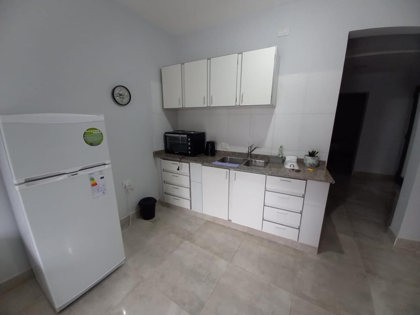 TU REFUGIO 2 - Departamentos en PLENO CENTRO. 2 A 7 PAX