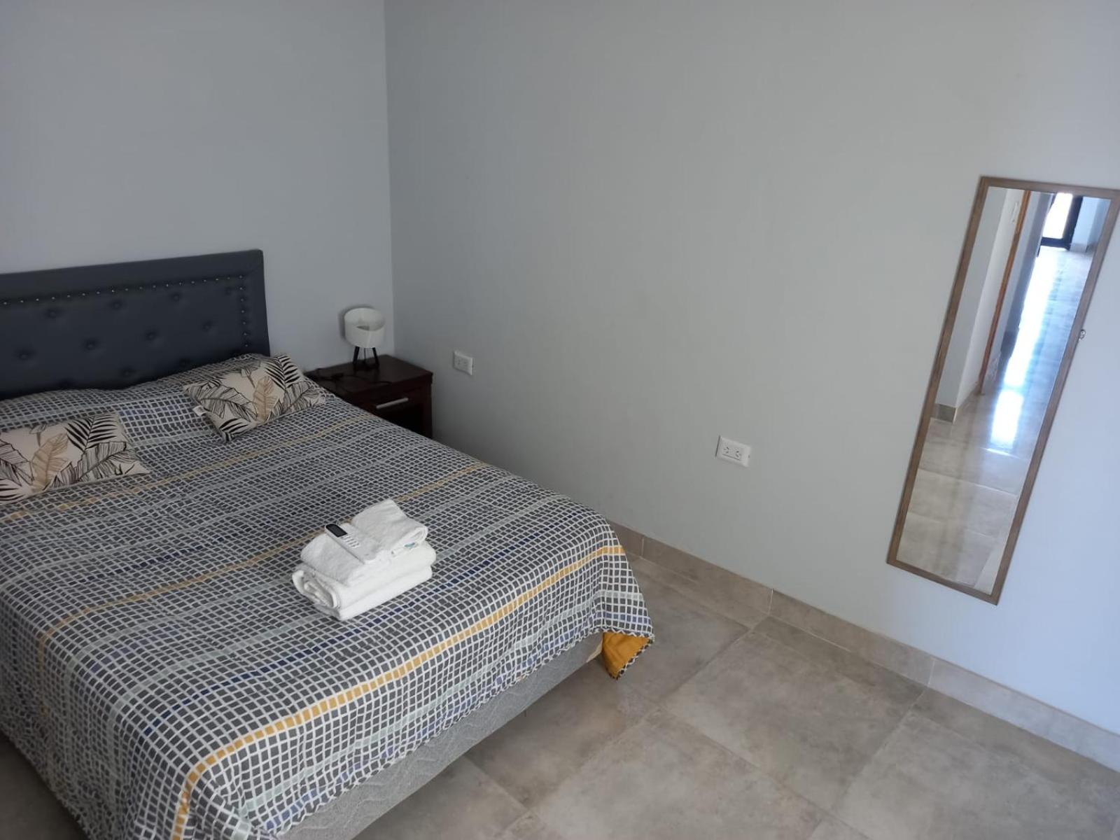 TU REFUGIO 2 - Departamentos en PLENO CENTRO. 2 A 7 PAX