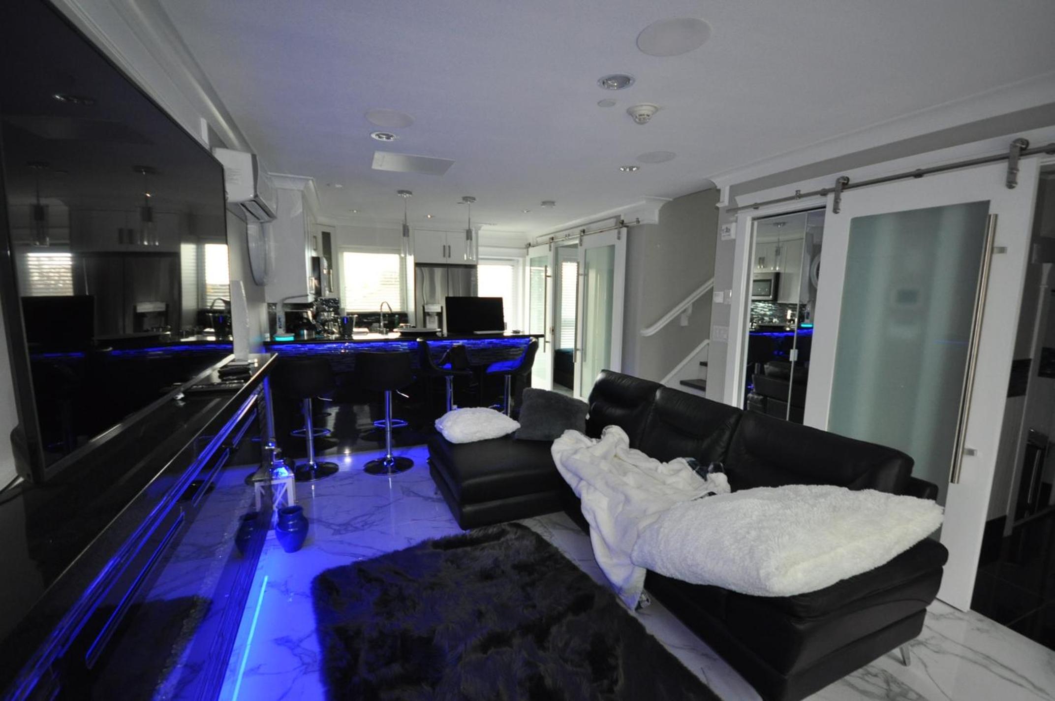 Beautiful Bright 3 Bed Townhouse