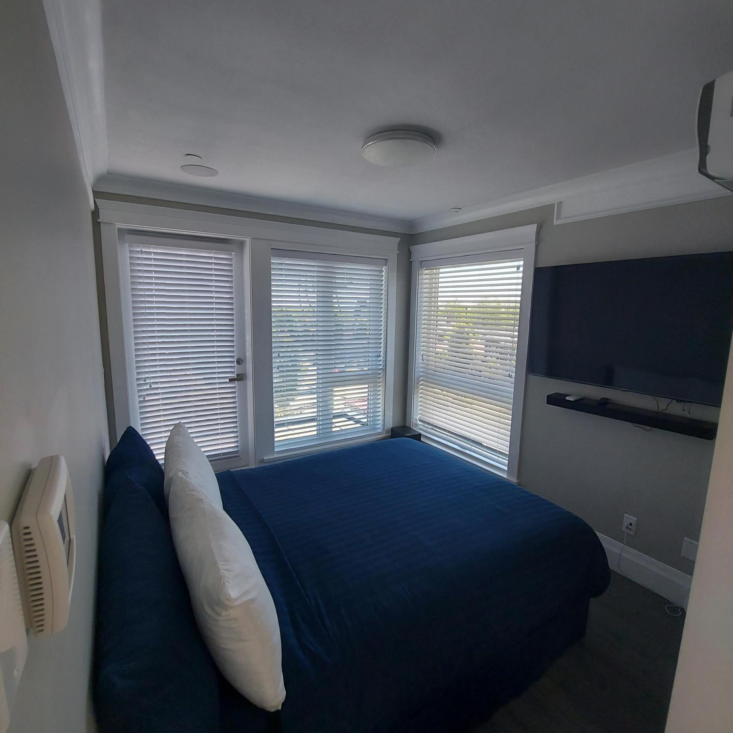 Beautiful Bright 3 Bed Townhouse