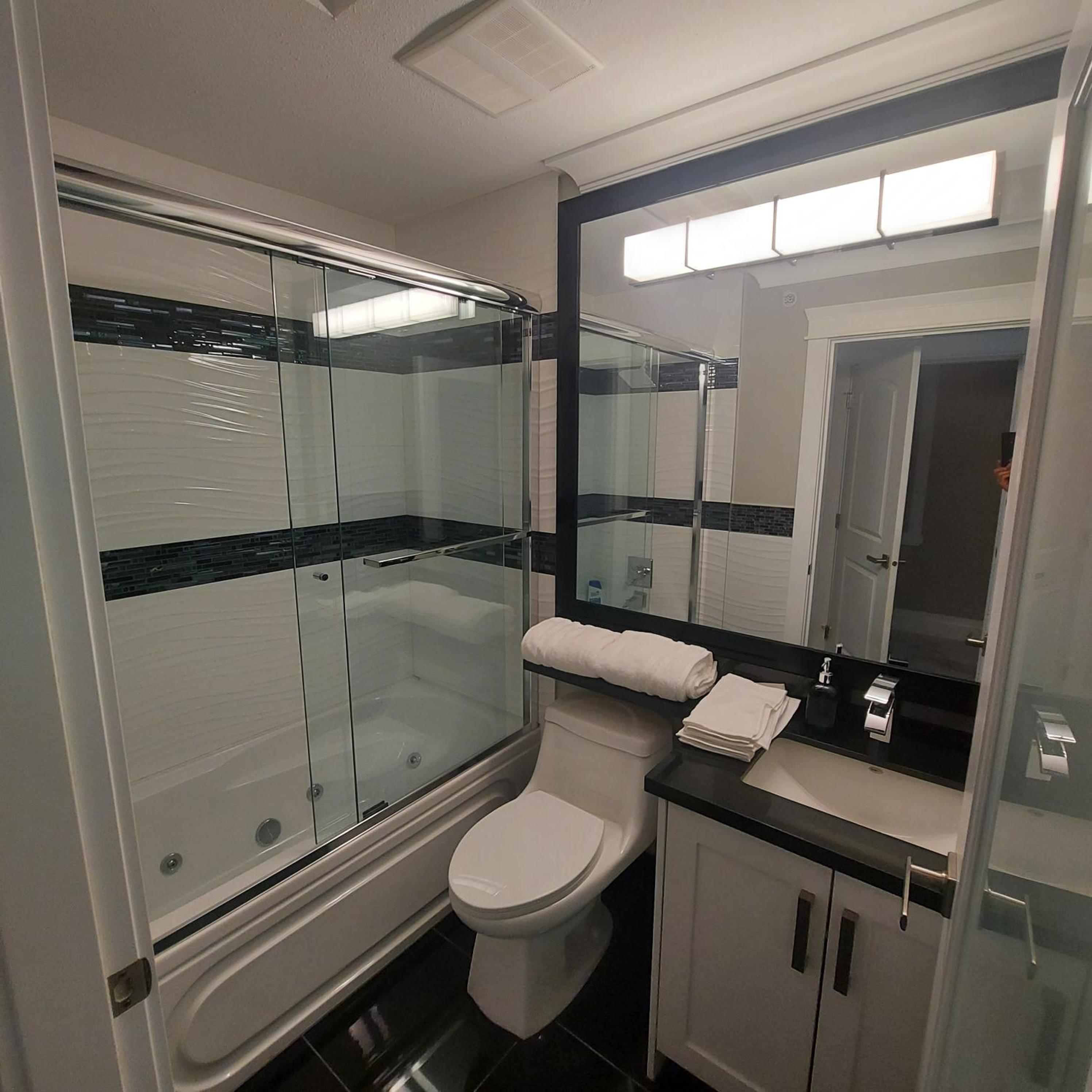 Beautiful Bright 3 Bed Townhouse