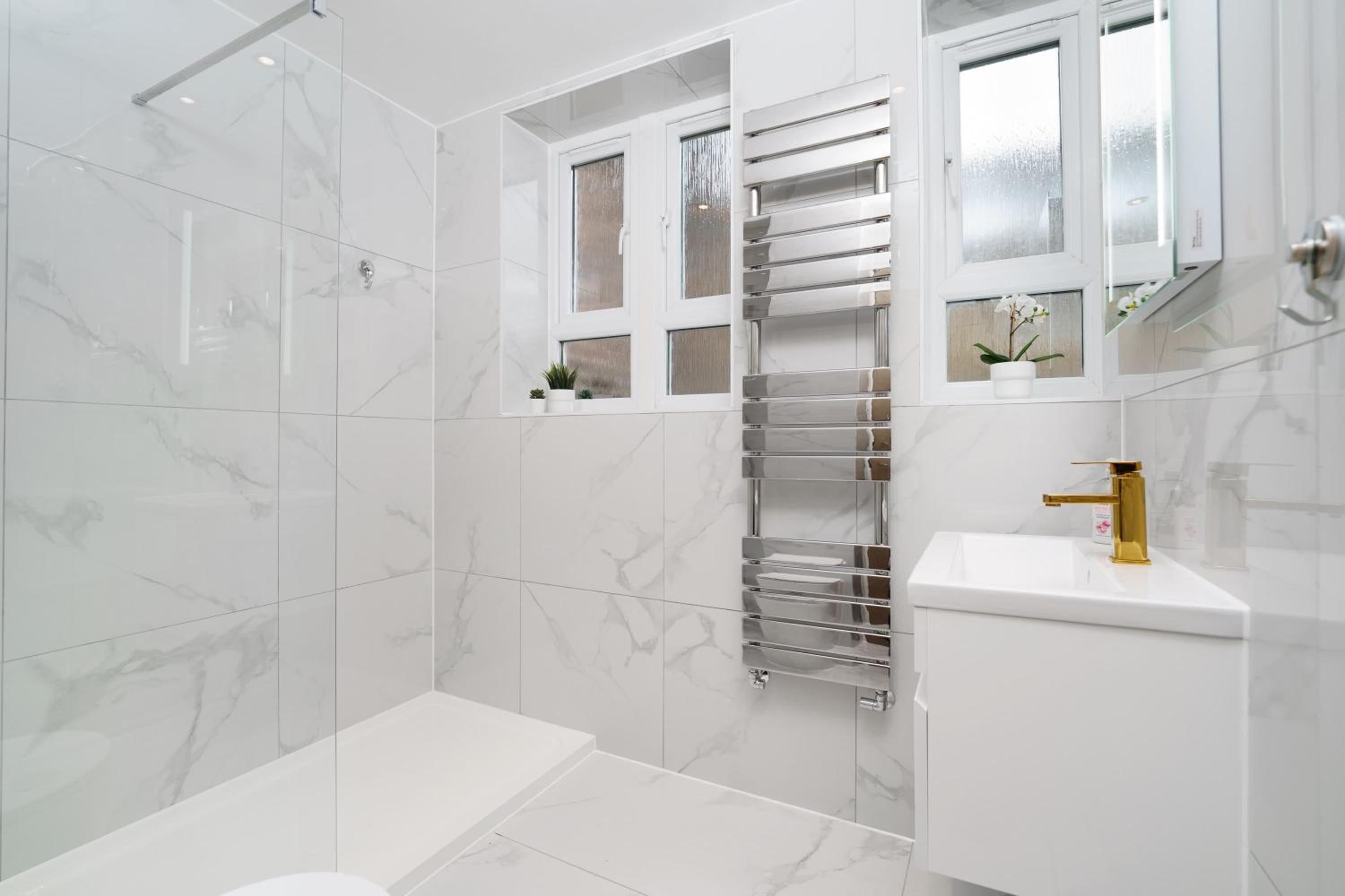 Boutique Flat near O2 & Excel