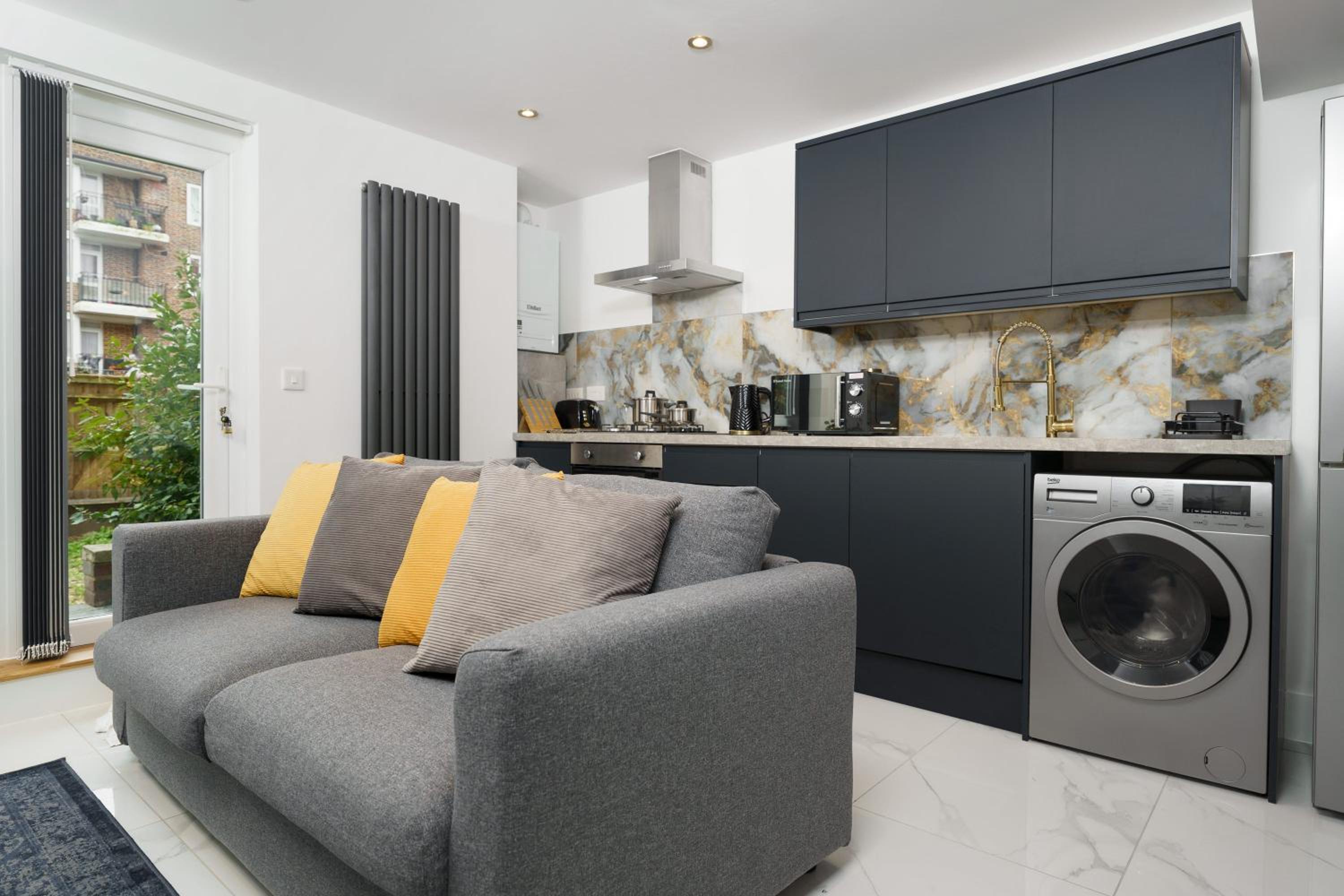 Boutique Flat near O2 & Excel