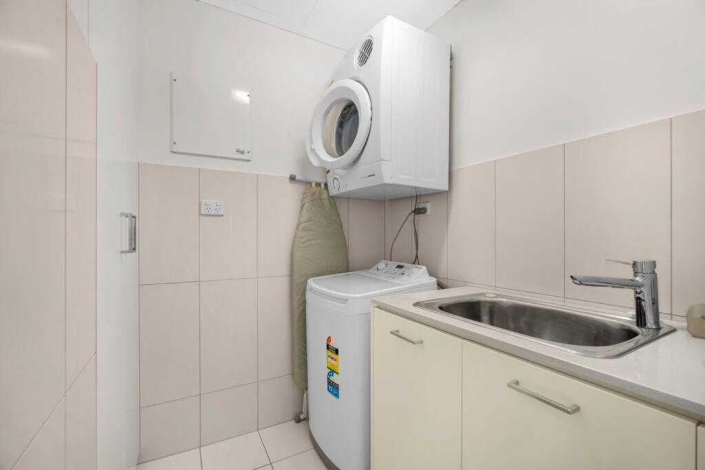 Spectacular Darwin apartment
