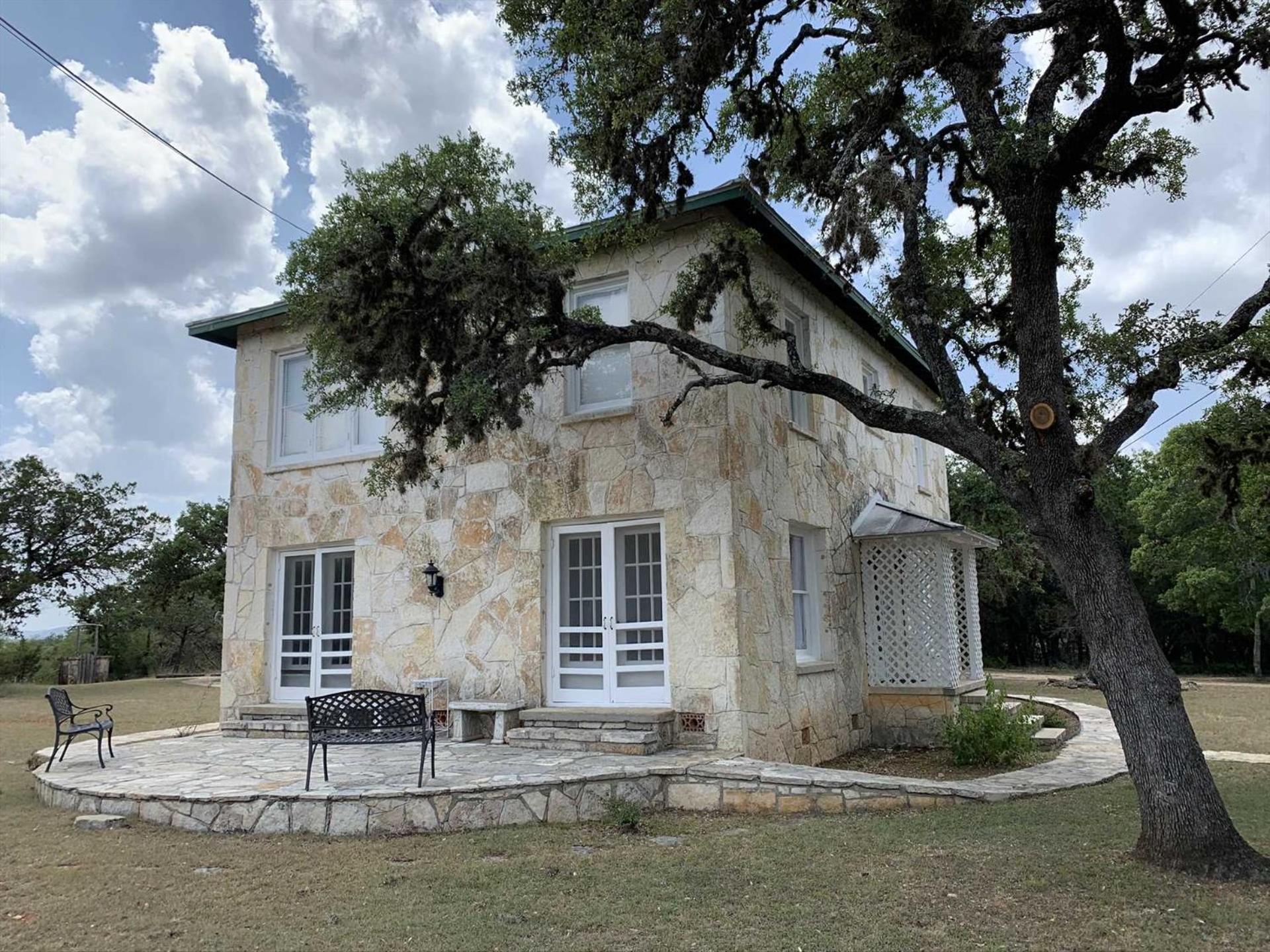 Hacienda del Rio River Home view 3