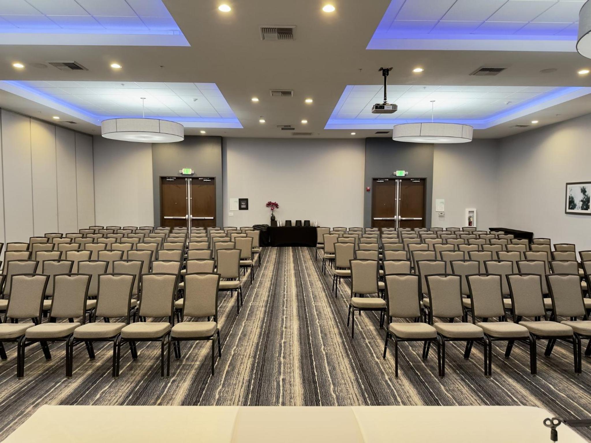 Holiday Inn Carlsbad/San Diego by IHG