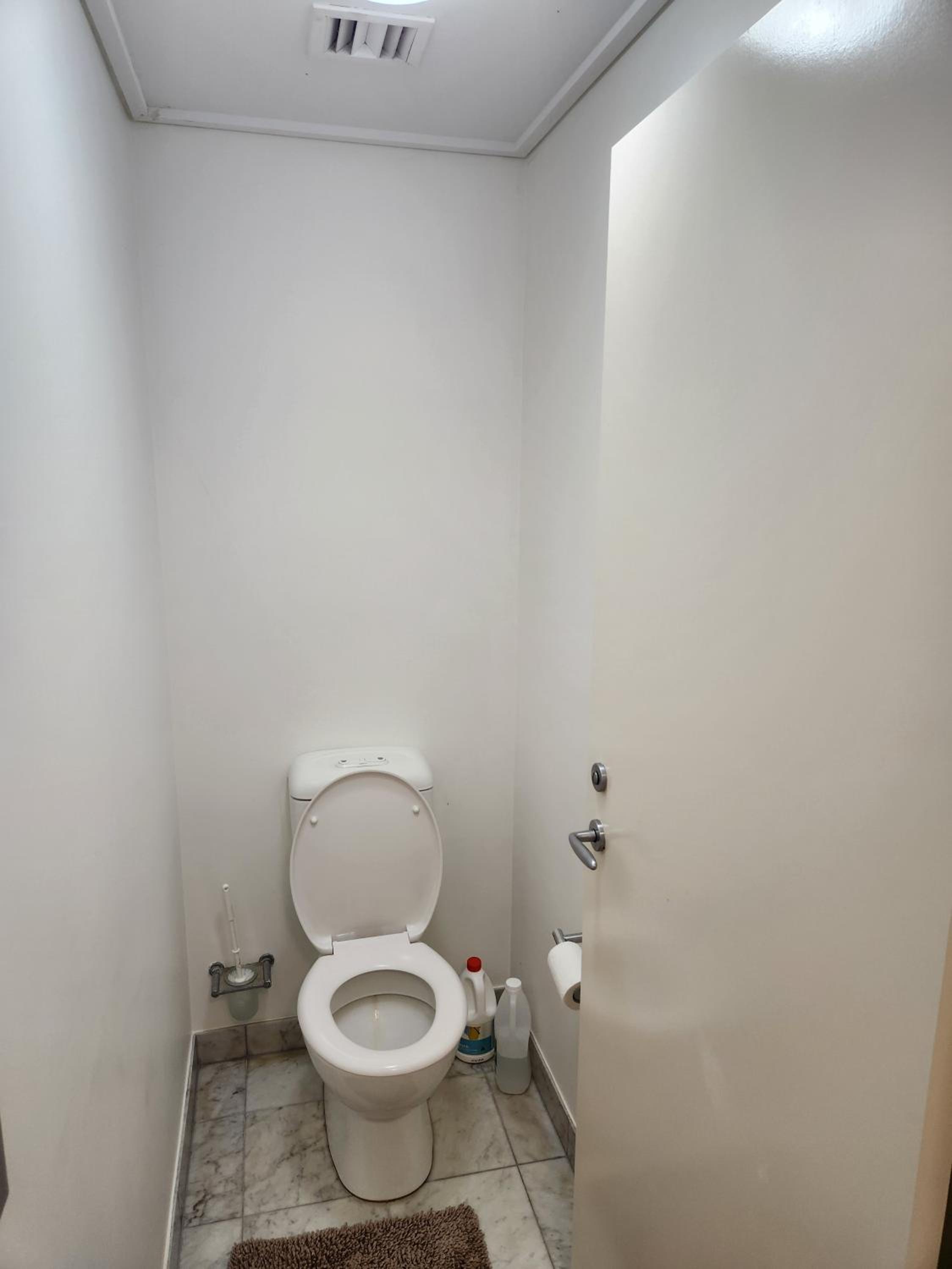 Water View. 1bedroom Sleeps 2. WI-FI, Wash Machine