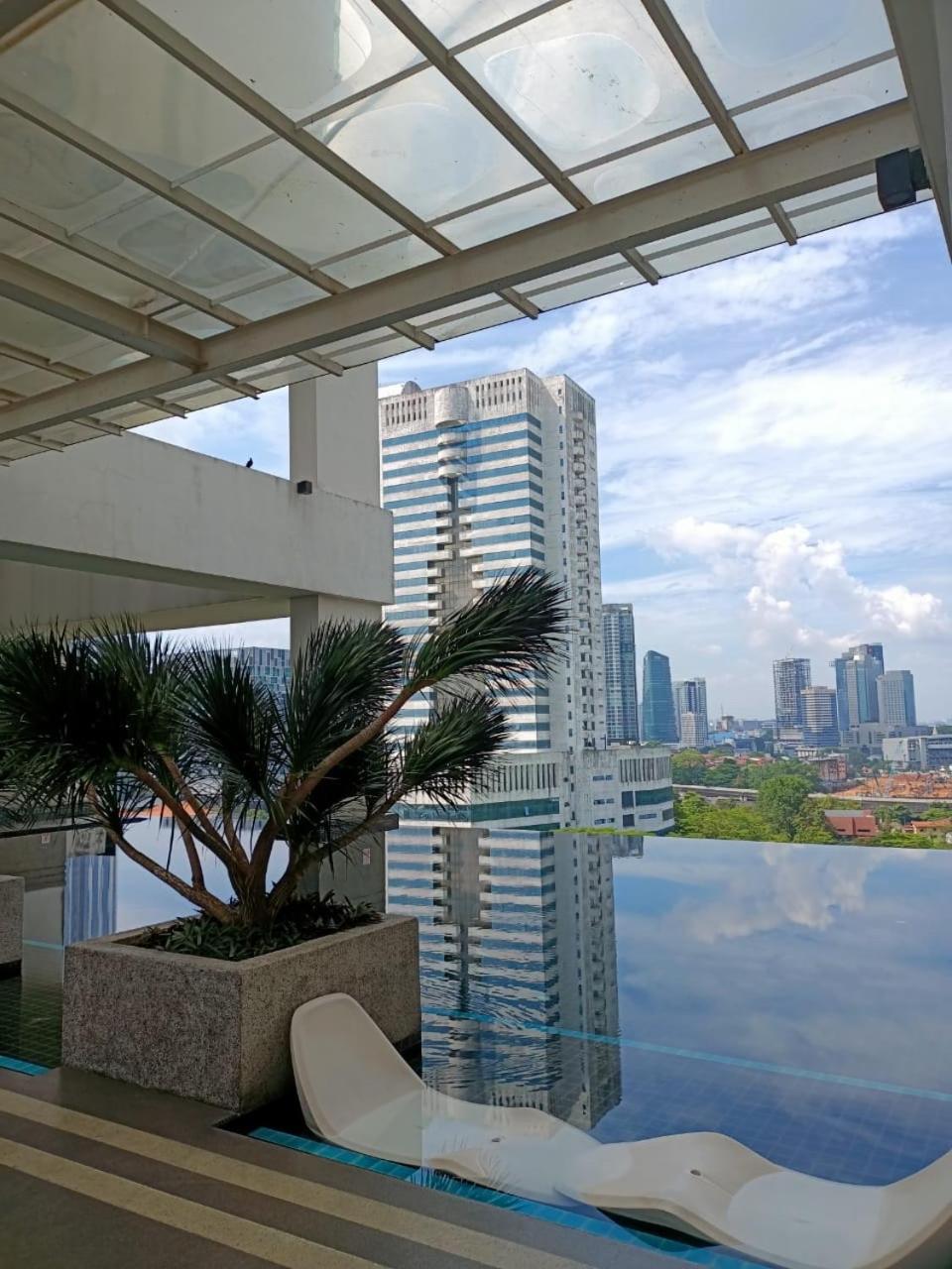 TWIN GALAXY JB Homestay by SUMMER