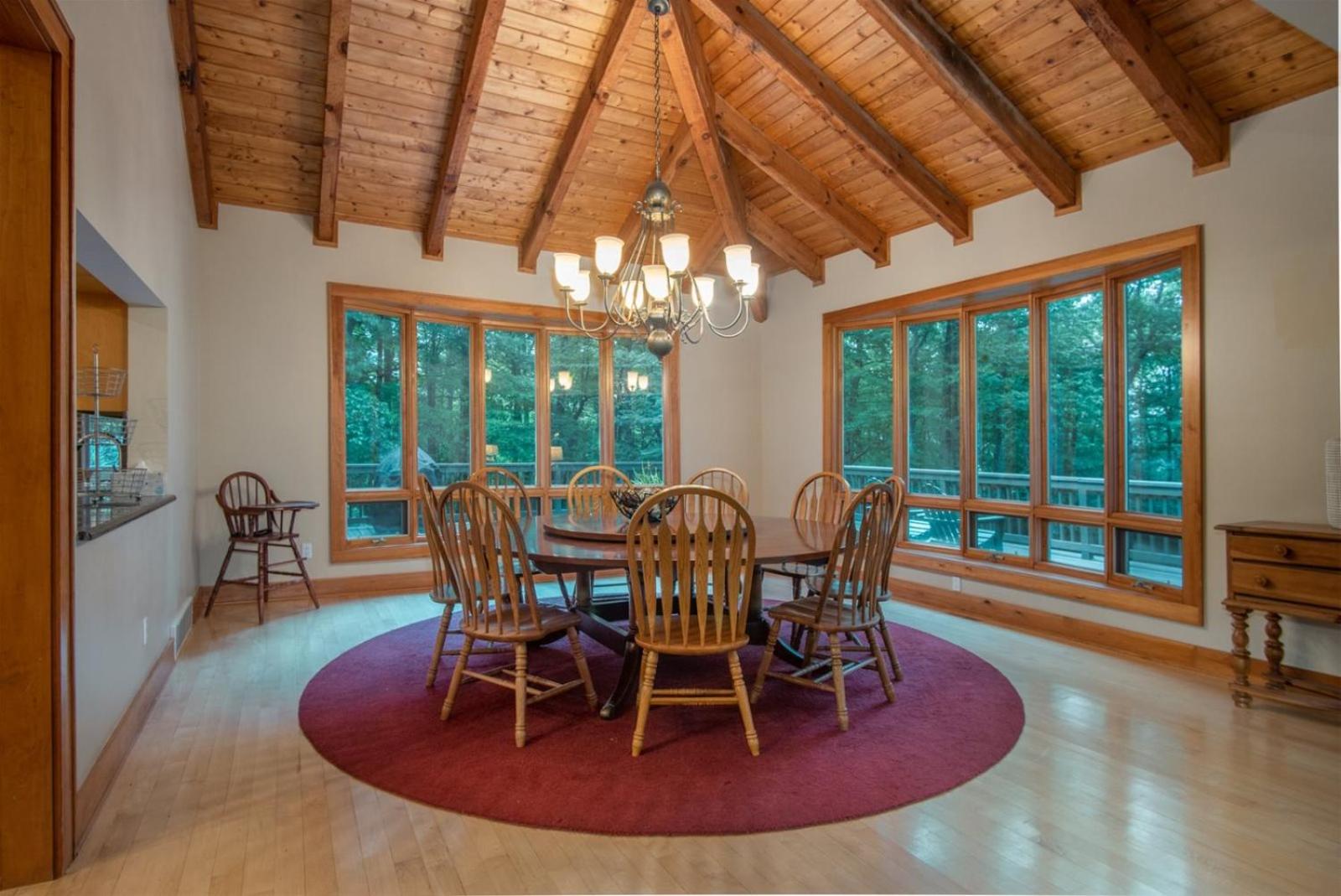 Dupont Mountain Lodge
