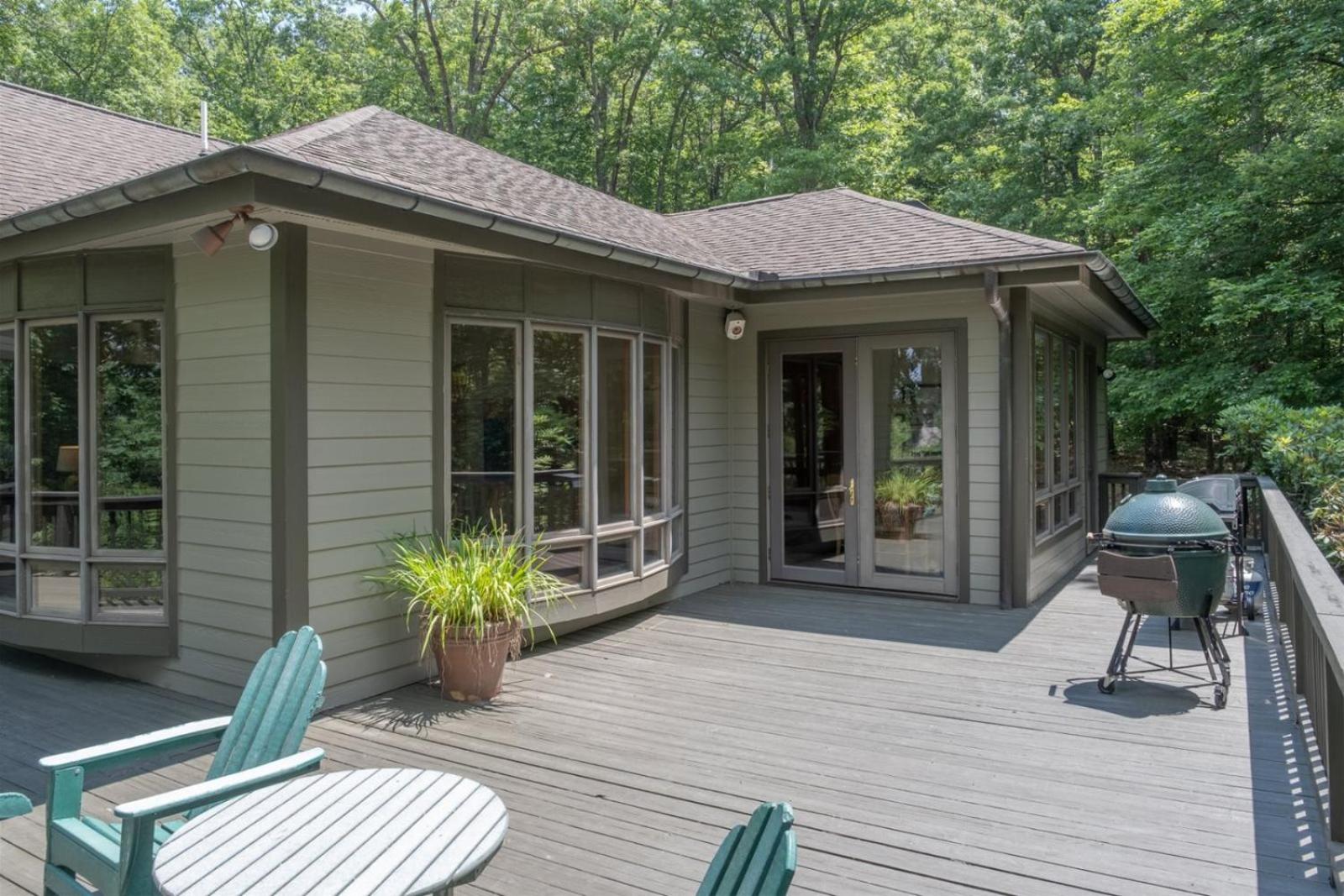 Dupont Mountain Lodge