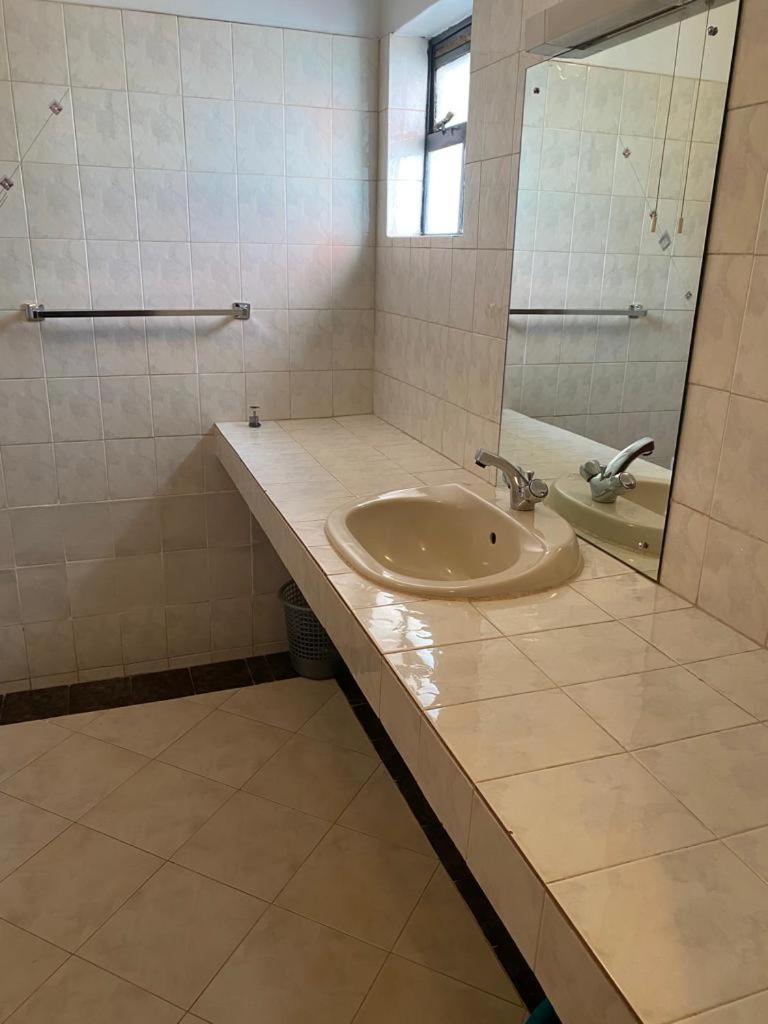 Capital Apartments- Hendred Road view 5