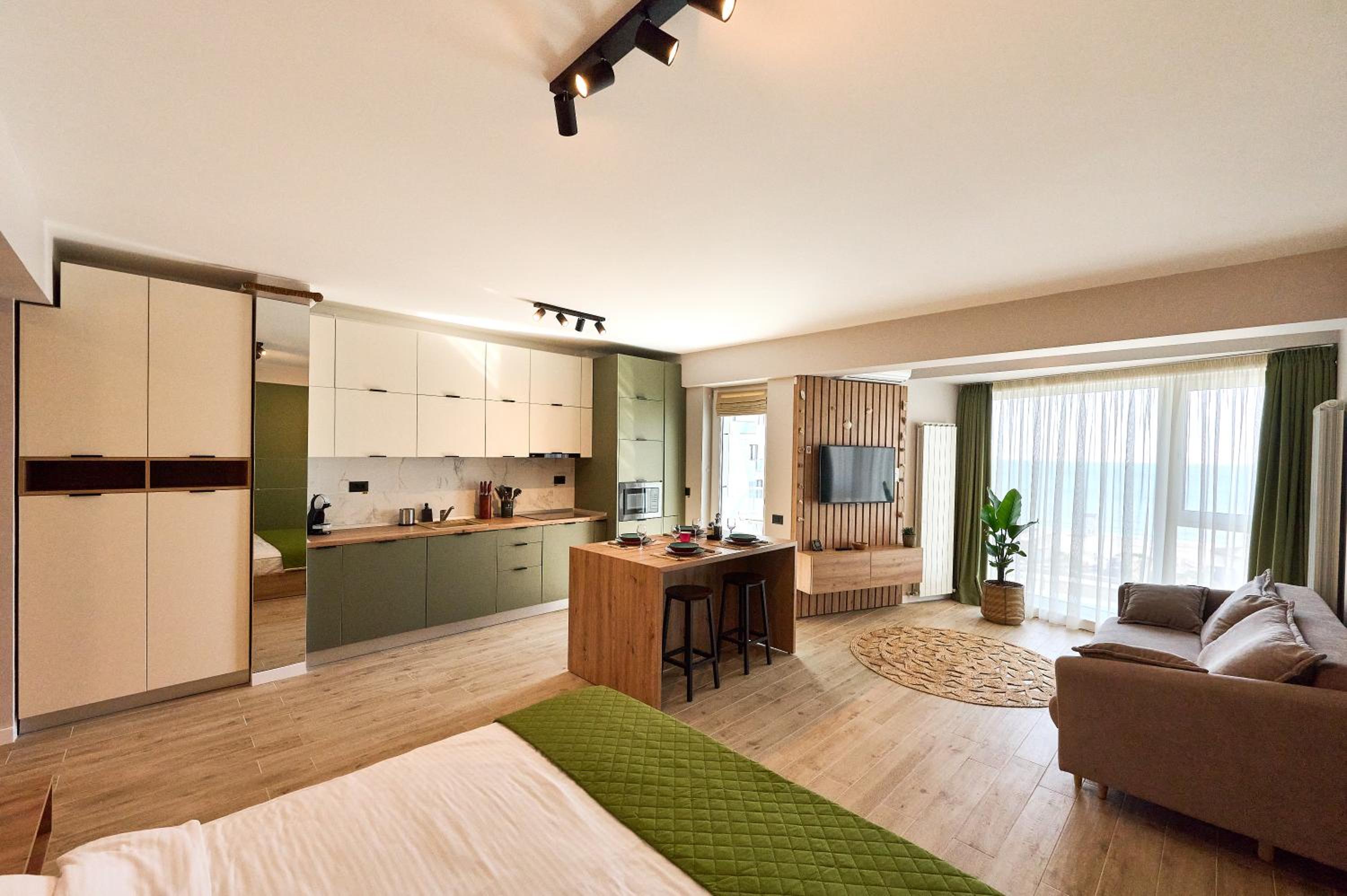 Studio Cornelia Seaview Spa&Pool in Infinity Beach Resort view 4
