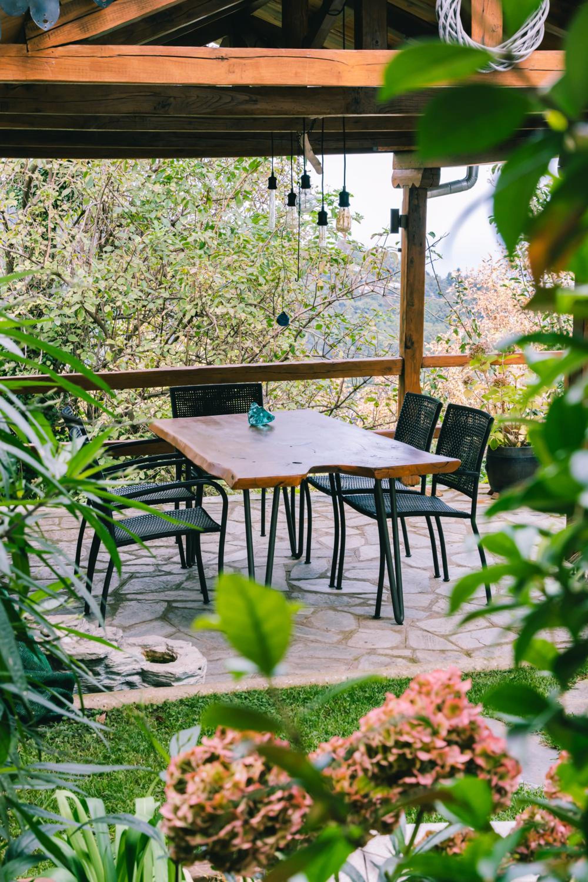 Rustic Rose - Private Premium house