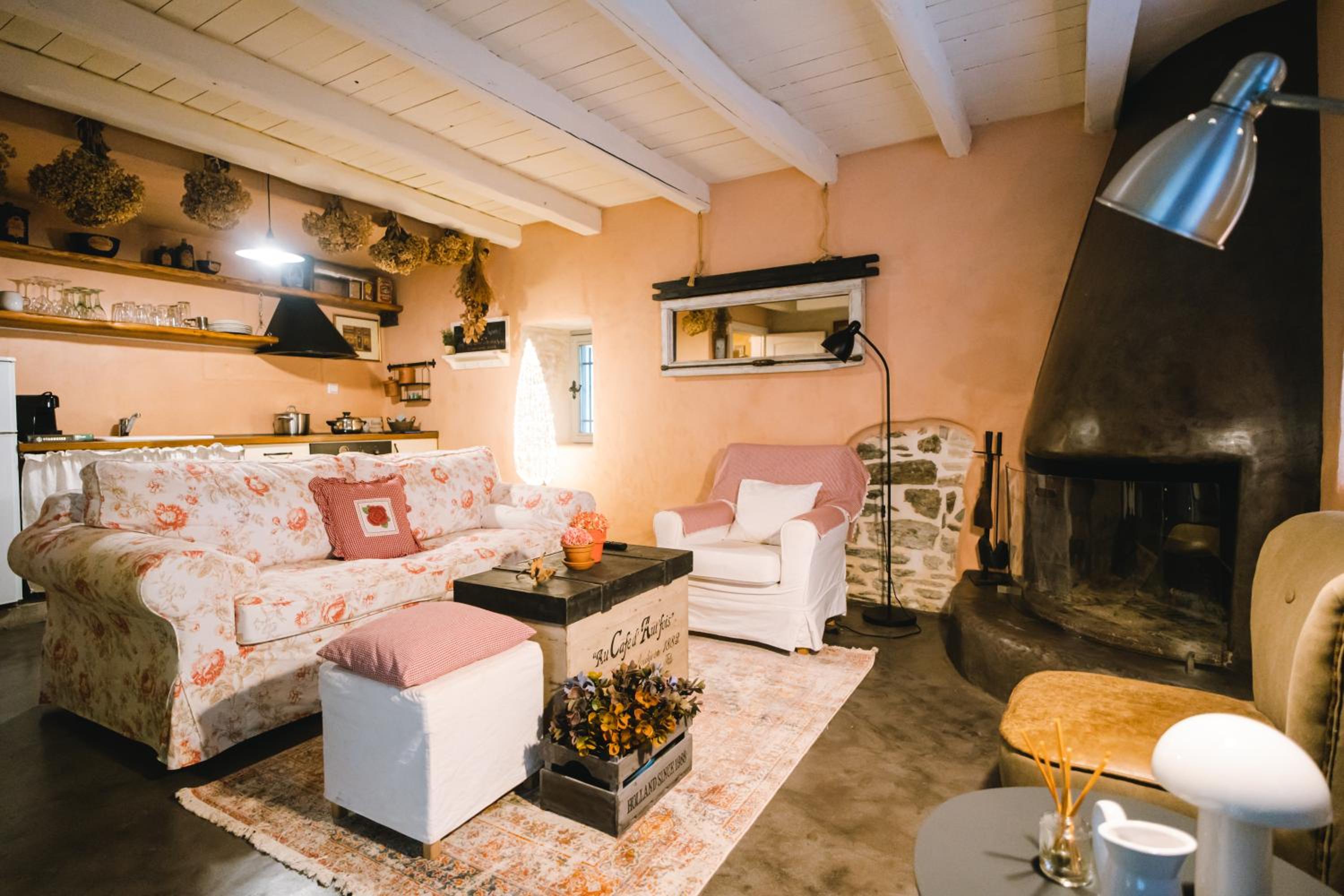 Rustic Rose - Private Premium house