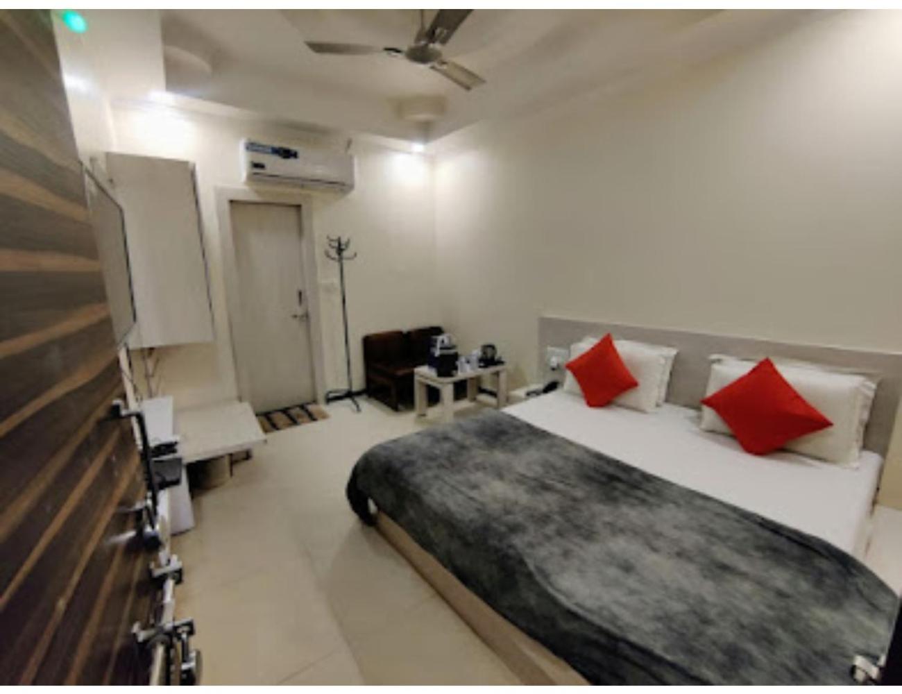 Hotel Kachnar, Pachmarhi view 5